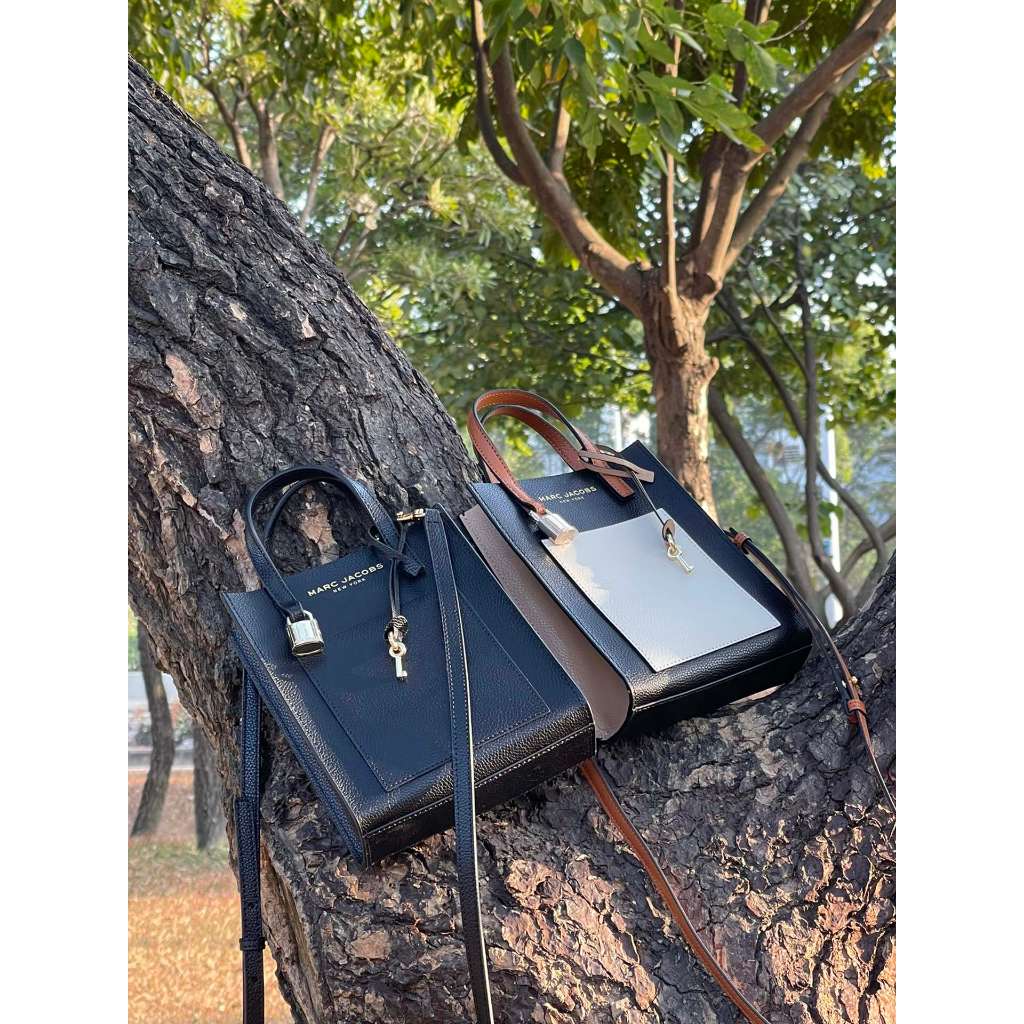 003 Classic Sheet Music Bag Crossbody Bag, Handbag Lock Bag