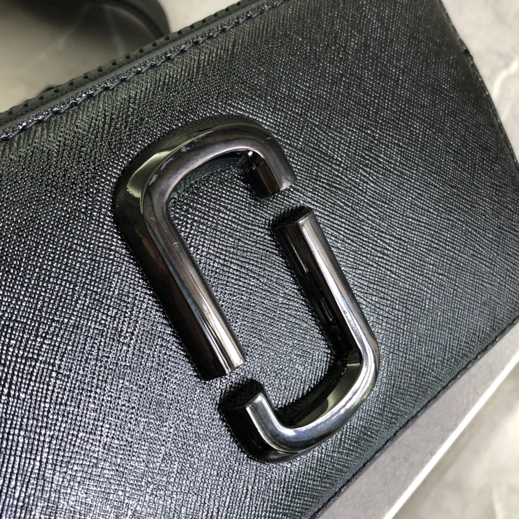 black snapshot M0014867—001 shoulder bag crossbody bag Camera bag