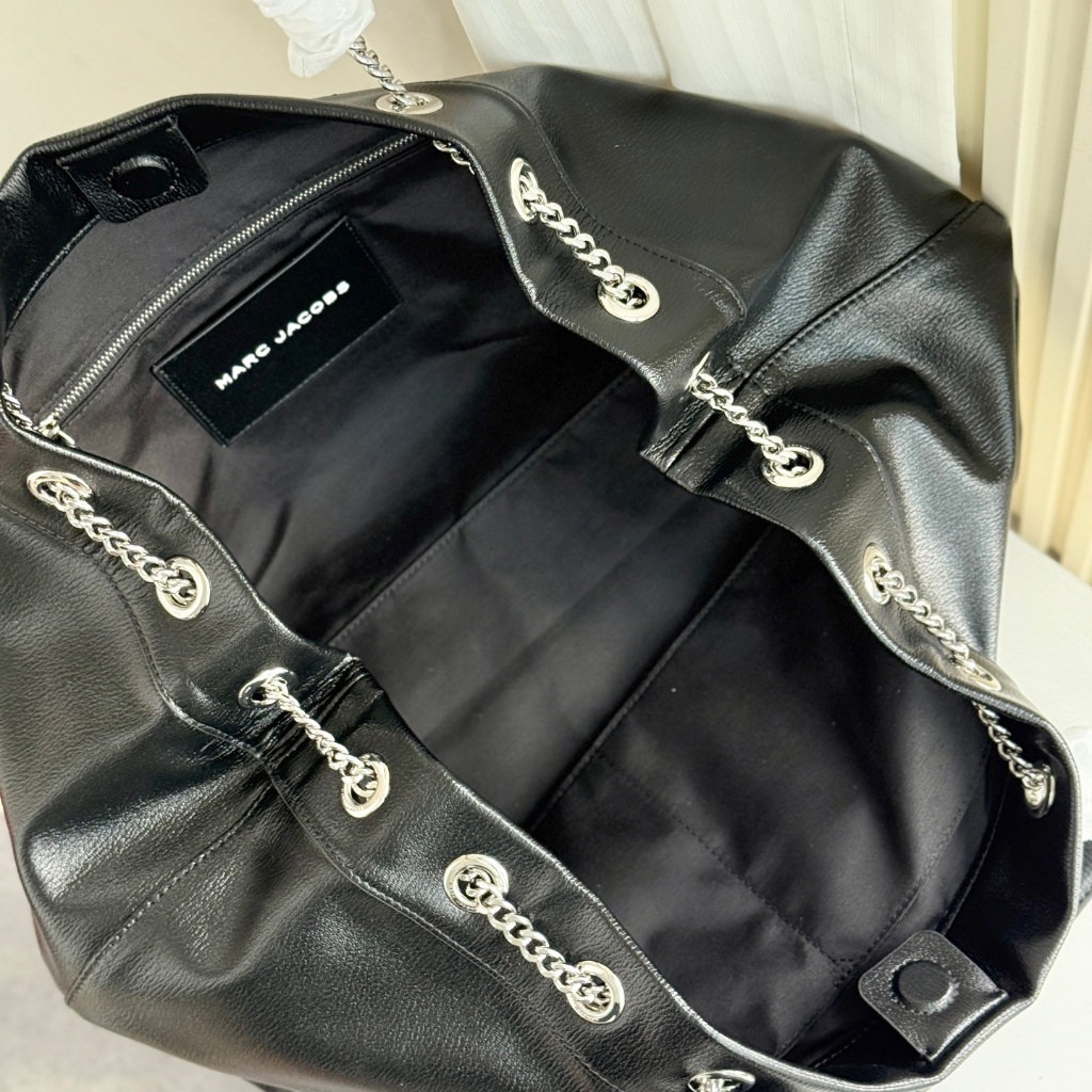 MARC JACOBS Latest CHAIN SACK Cowhide leather large capacity chain shoulder bag Crossbody bag