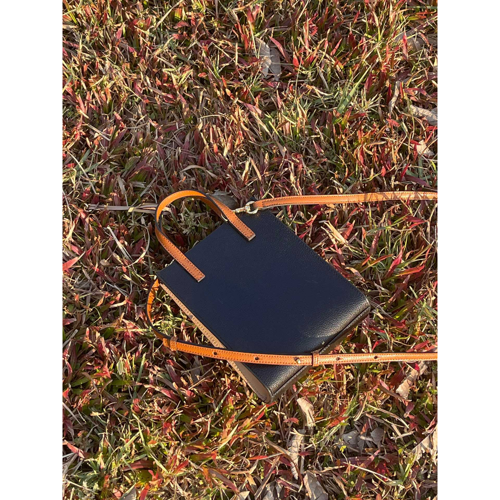 003 Classic Sheet Music Bag Crossbody Bag, Handbag Lock Bag