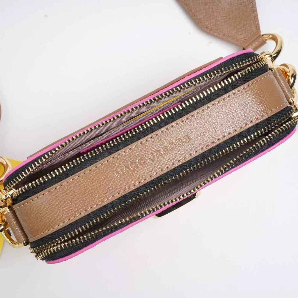 THE latest 657 pink Camera bag Shoulder Bag Crossbody bag