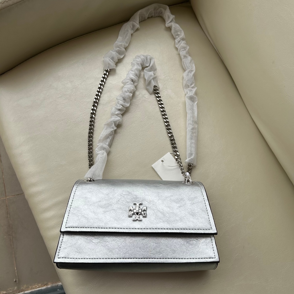 001 2025 Latest mini Kira Series Oil-wax cowhide baguette bag chain bag shoulder bag