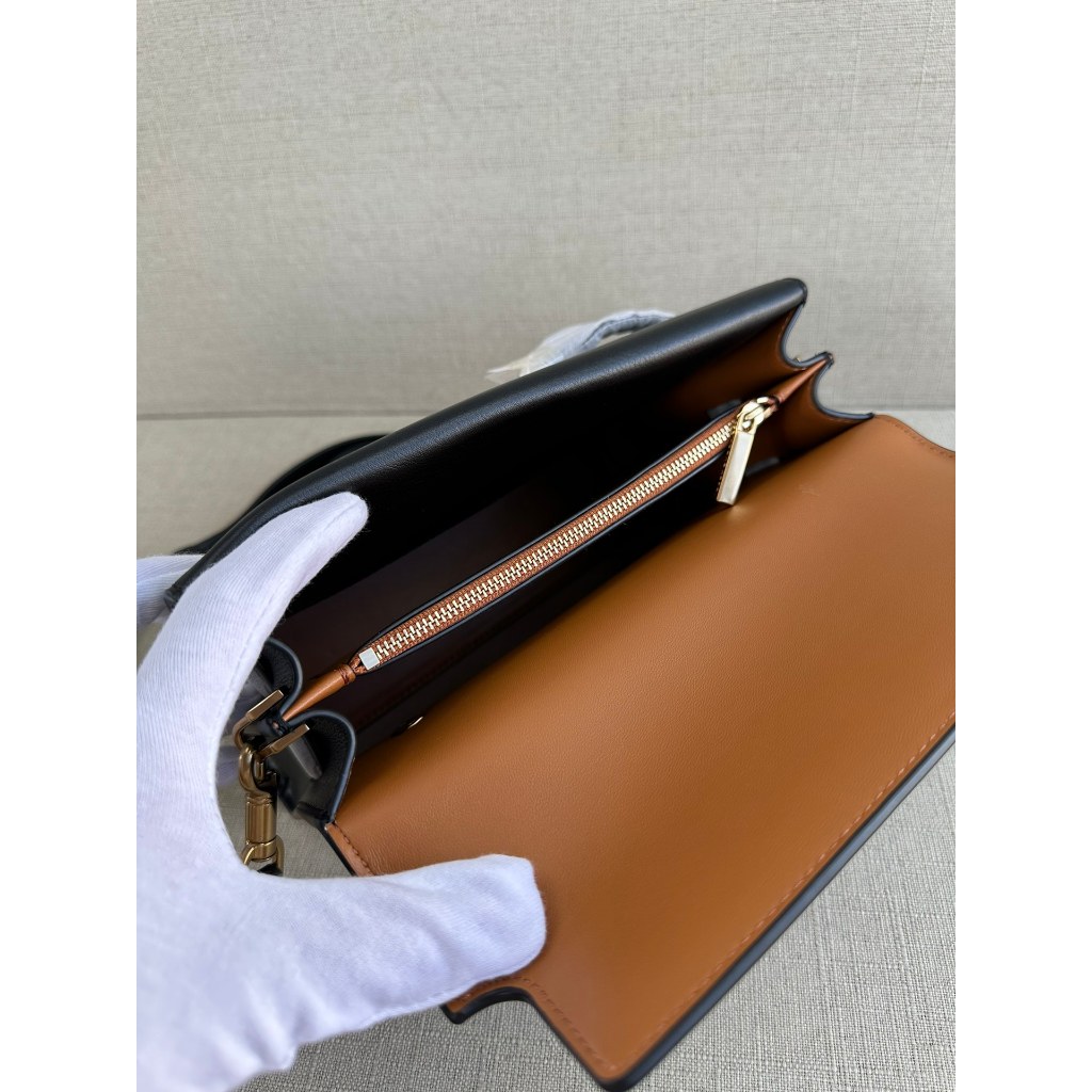 001 903 2024 The latest classic lee Radziwill Cow Leather Shoulder Bag