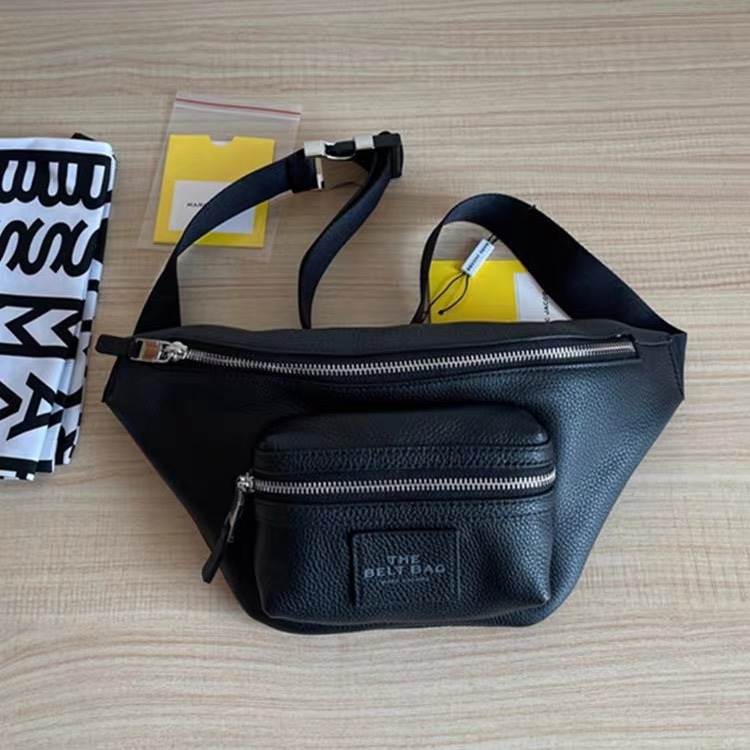 MARC JACOBS 2024 Latest Lychee Grain Cowhide Men's and Women's Casual Double Zipper Chest Bag