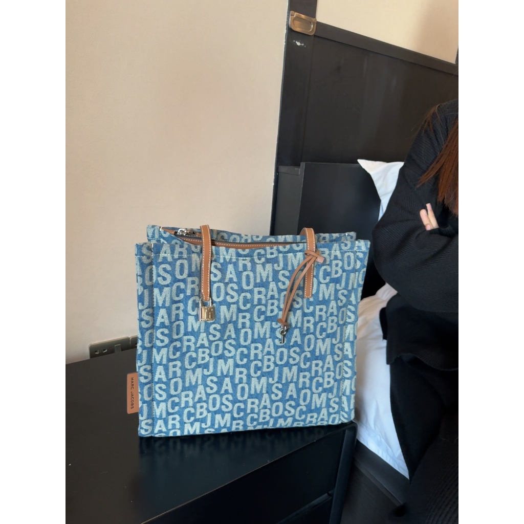 MARC JACOBS 403 Fashionable Denim Monogram Tote Bag Handbag
