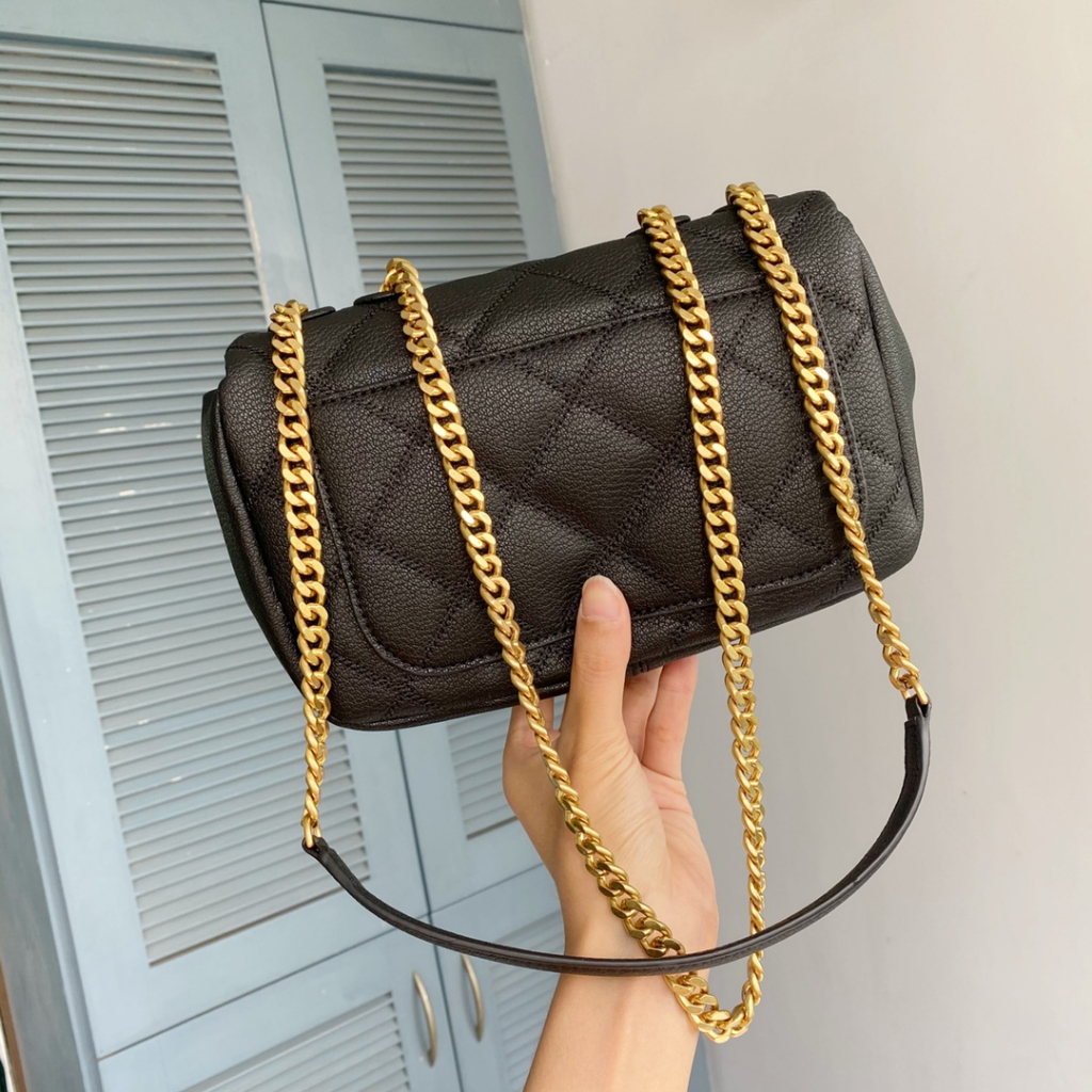 001 243 New chain clamshell/crossbody bag shoulder bag