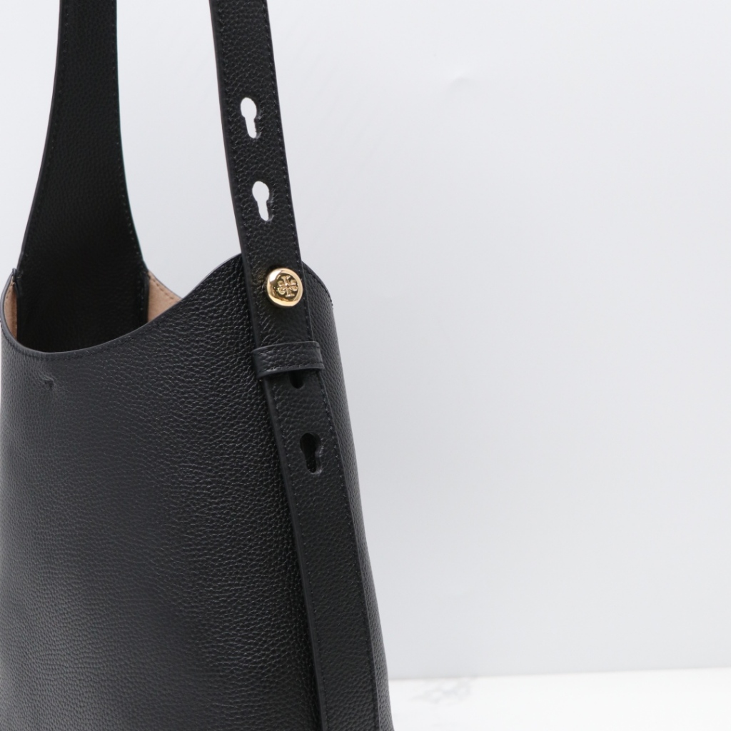 COACH 001 2025 Latest Romy Pebbled Hobo Bag Shoulder Bag Bucket Bag