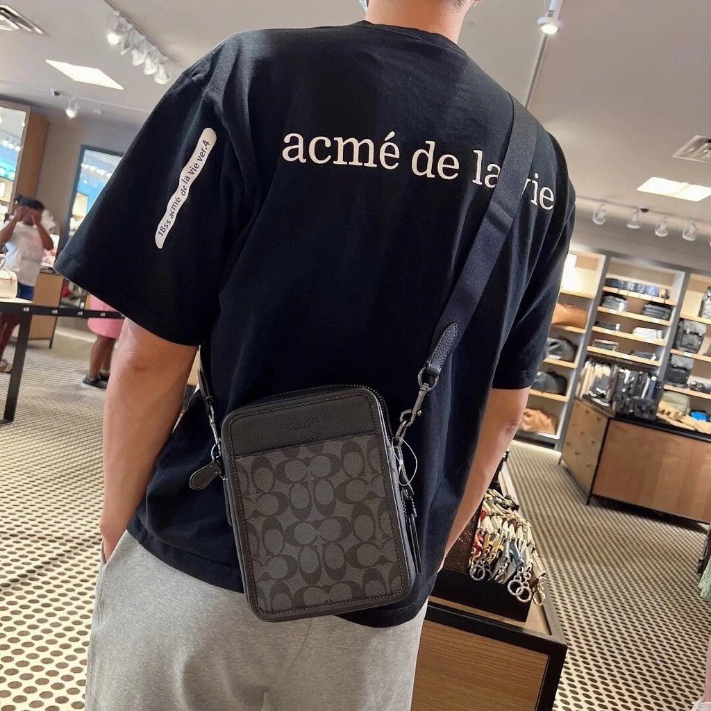 COACH Men's Mobile Phone Bag