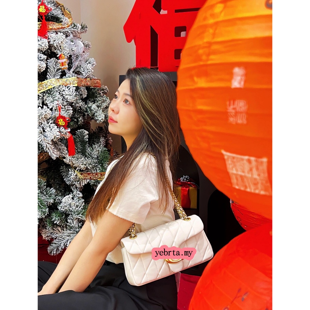 Coach  Tabby Shoulder Bag