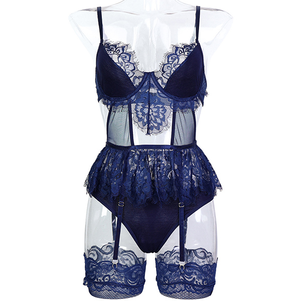 SEXY DRIEDELIGE LINGERIE SET MET KANTEN DETAILS