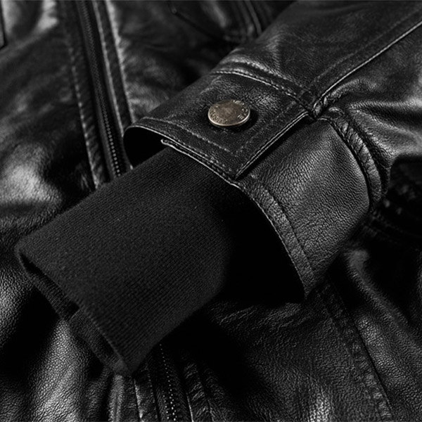 DAMES MOTO BIKER JAS VAN PU KUNSTLEER MET AFNEEMBARE CAPUCHONN GERIBBELDE MANCHET EN PLUCHE VOERING