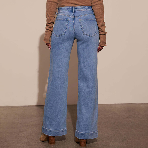 RECHTE SNIT OUDGEWASSEN DENIM JEANS