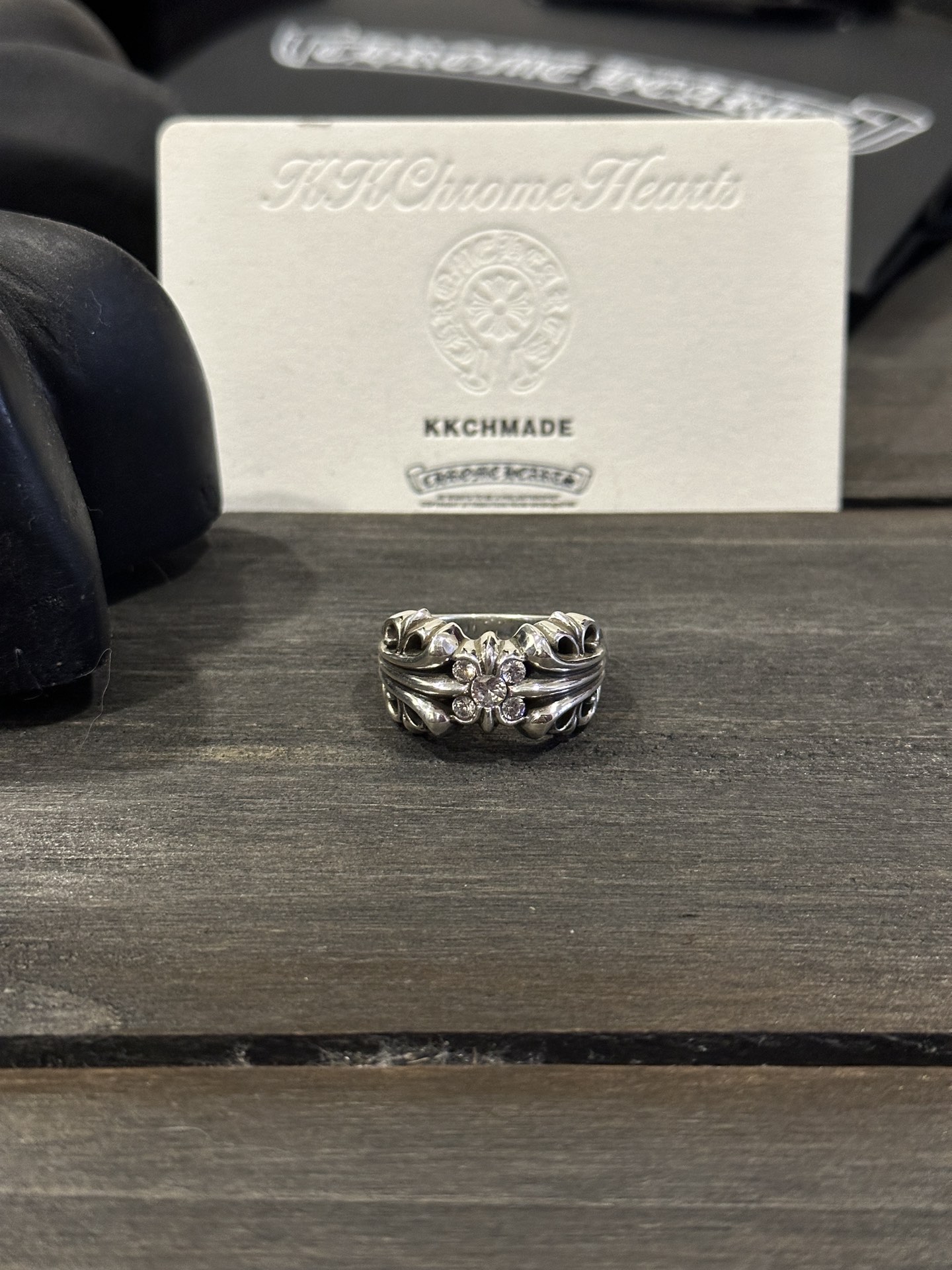 Customer-ordered full diamond K&T ring