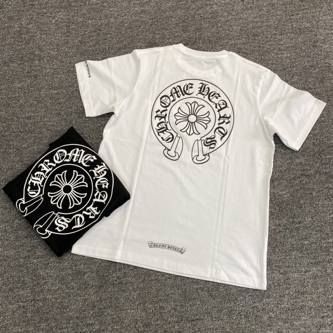 Chrome Hearts CH Horseshoe Cross Tee, custom-woven and dyed 210g combed cotton, screen printing with precise overlay coloring. The best Chrome Hearts tee online. Comes with full sherpa paper packaging.Sizes: S, M, L, XL, XXL. All sizes in stock.