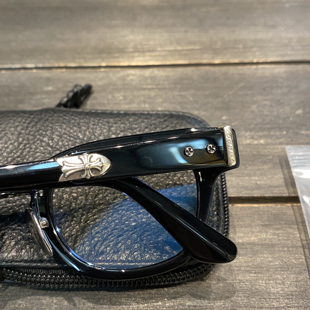 Chrome HeartsJENNATAILYEA Black Frame Long Cross Glasses925 Sterling Silver, Imported Acetate, Large Frame, Perfect for a Natural Look, Suitable for Both Men and Women, Simple and Elegant, Multiple 925 Sterling Silver Adornments, Very Luxurious,