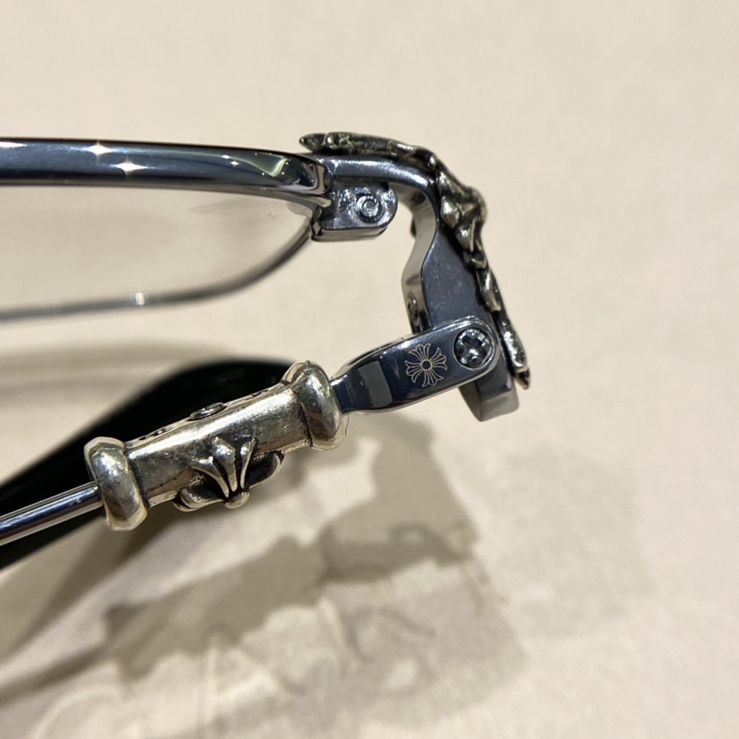 Chrome Hearts BUBBA II-A Black & Silver Limited Edition EyewearOriginal Top-Tier Version, 1:1 Silver Accessories, Supplied from Overseas Imports, Engraving Details, Flawless