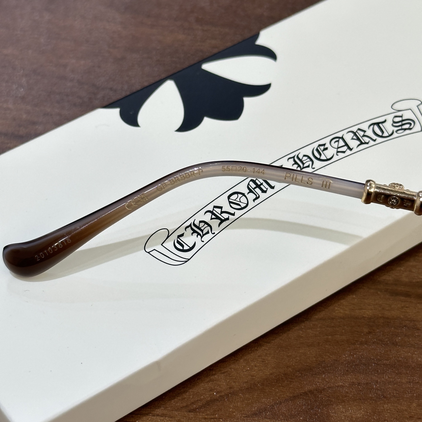 CH Rimless Glasses Model: Pills III Size: 55-20-144