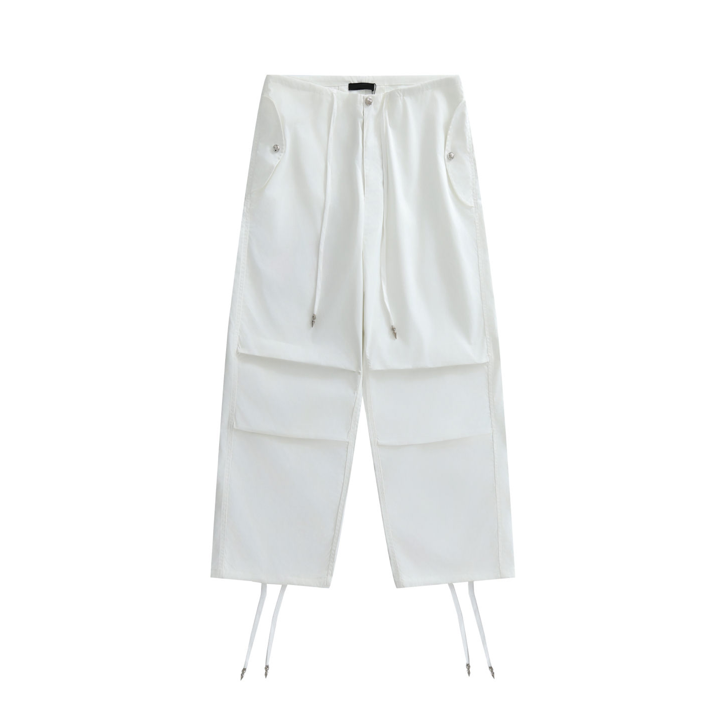 CH's new colorful patchwork paratrooper pants. Two colors and all sizes are now available. Made with a 200g synthetic fiber + cotton blend yarn, featuring a technically advanced three-proof fabric. The patchwork is made of imported lambskin leather,