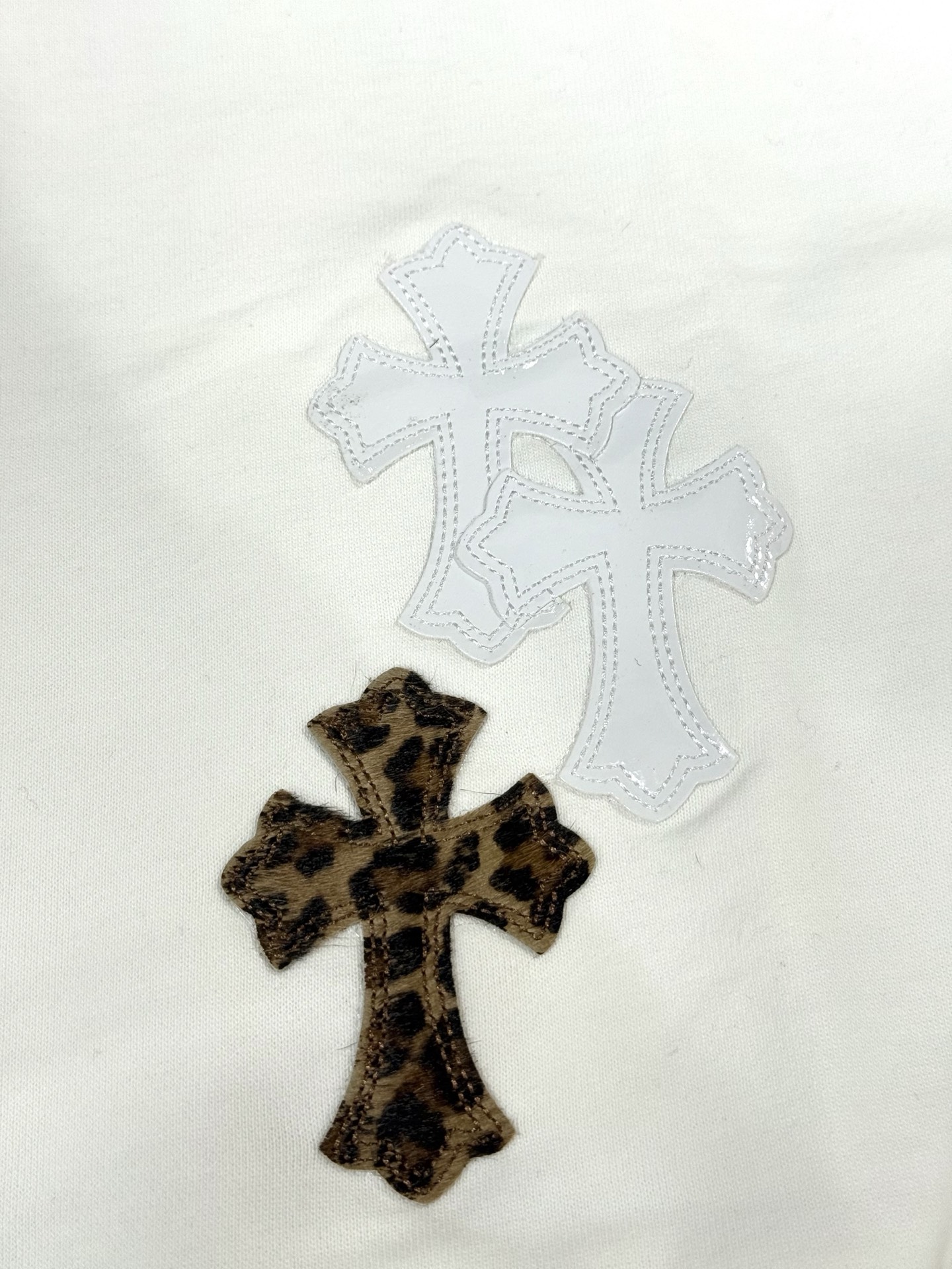 Chrome Hearts New Limited Edition White Leopard Print Patent Leather Cross Patchwork Sweatshirt with Horse Hair Cross PatchworkSize: S M L