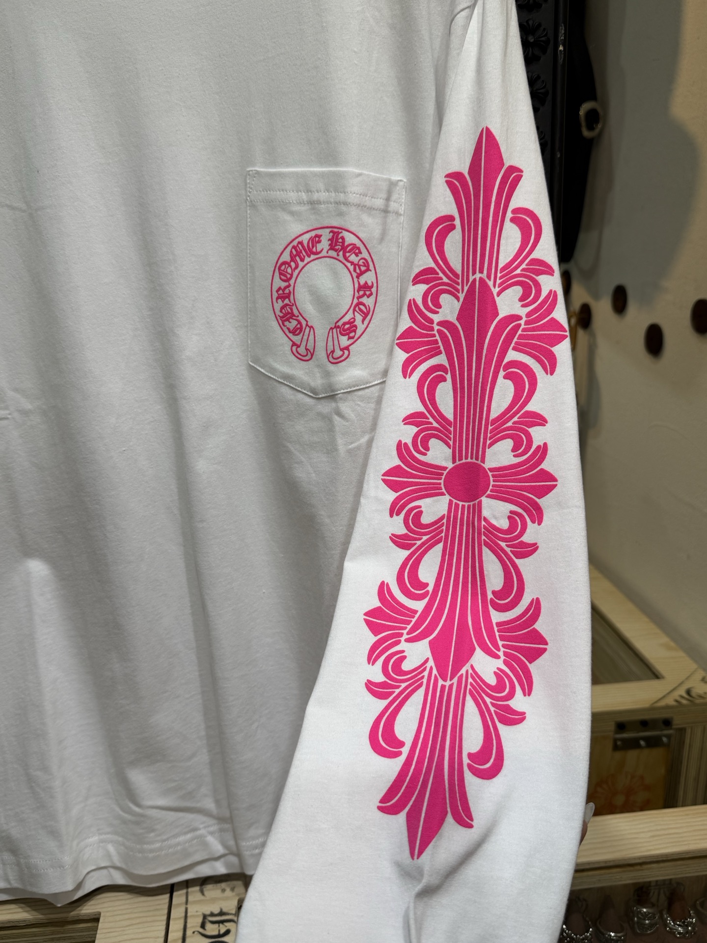 Chrome Hearts Pink Double-Sleeve Cross Vine Back Horseshoe T-Shirt, White Long-SleeveSize: S M L XL