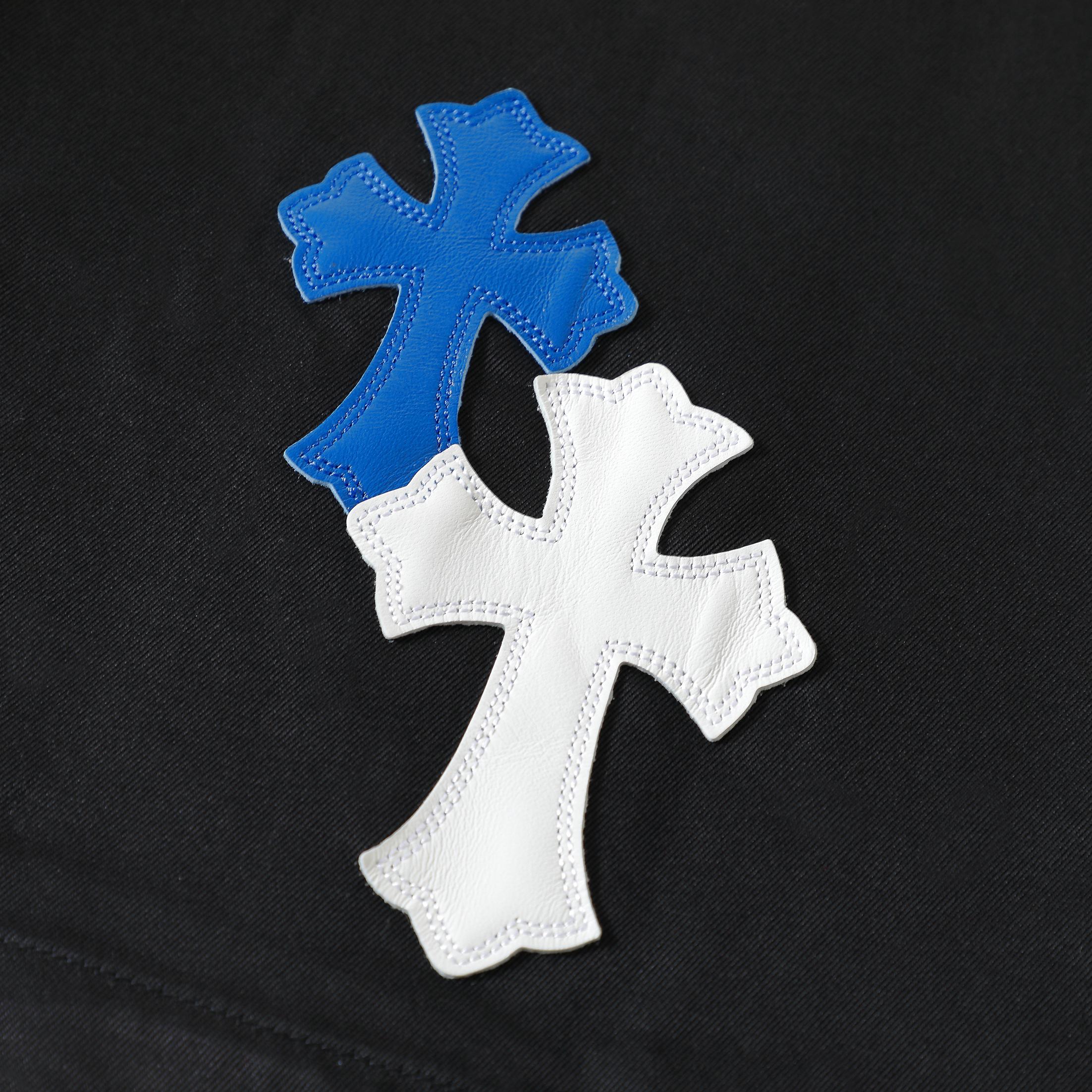 CH Blue and White Cross Cargo Pants, unisex style. Made with double-strand combed cotton yarn. Minimum order quantity 3000 yards. Custom production lead time two months. Attention to detail is paramount. To enhance the fabric's luster and texture, im