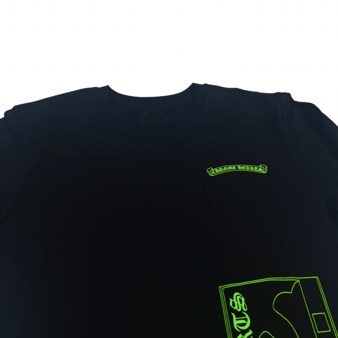 Chrome Hearts Minami Aoyama Limited Edition Long-Sleeve T-ShirtMade from a custom-woven and dyed 200g reactive black fabric. The all-over print uses the same thermosetting oil material, resulting in perfect color brightness and feel. Sizes: S-XL, u