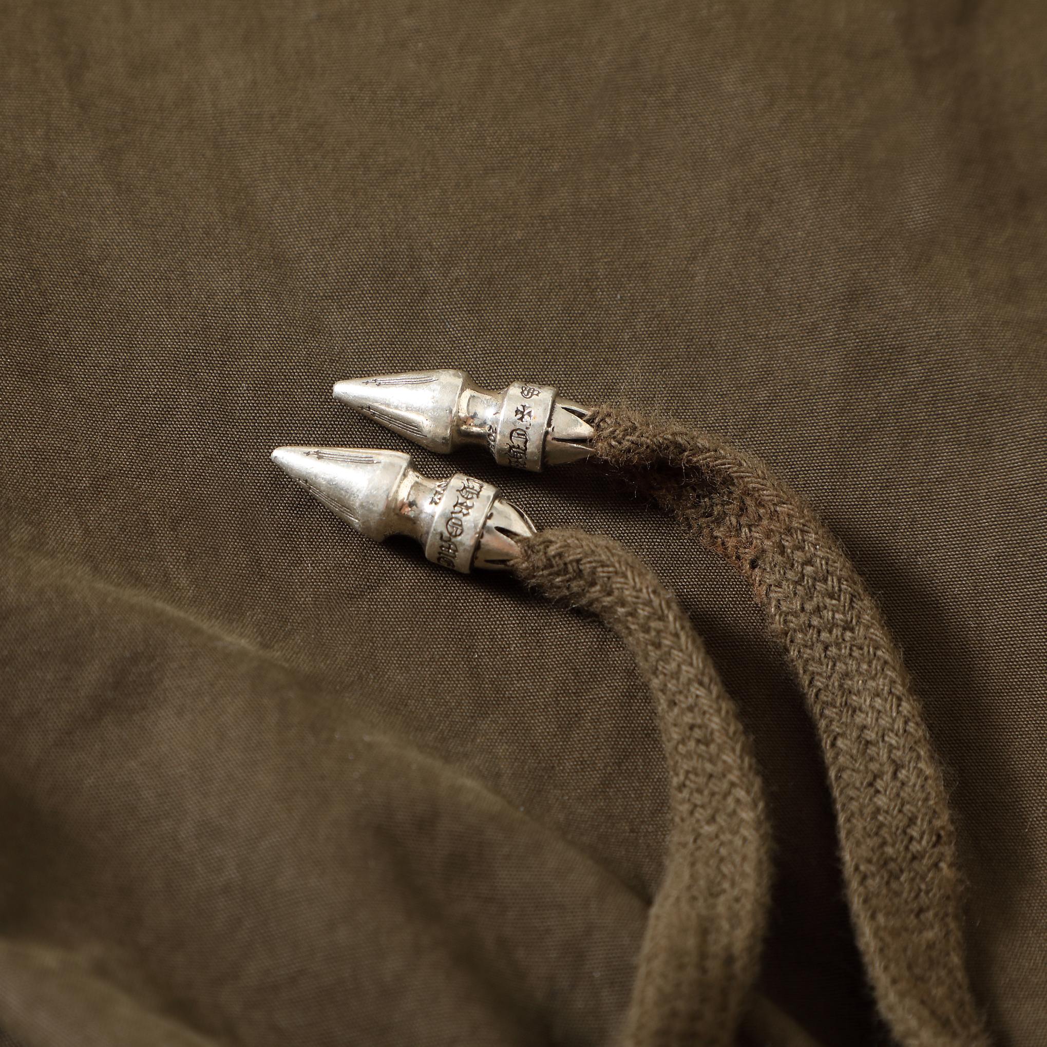 CH Chrome Hearts 24ss Drawstring Wide-Leg Paratrooper PantsOriginal version purchased for over 20,000 RMB. Made of military green custom-dyed pure cotton fabric, 200g, thick and breathable. Sizes are the same as the original, only one size available