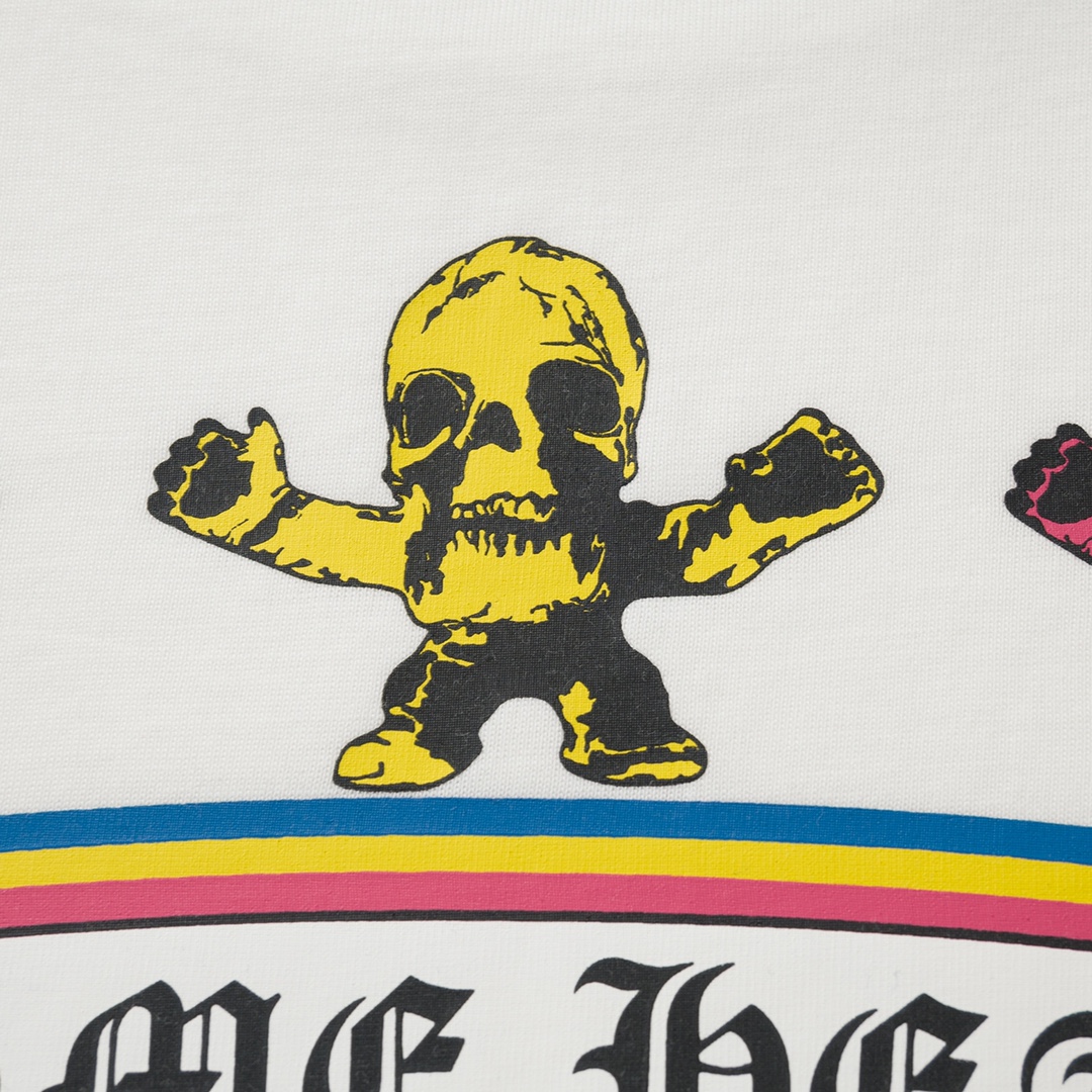 CH Foti Skull T-Shirt. Made of 230g 100% cotton. The print uses a thermosetting ink process. Custom-made accessories. Produced by a major manufacturer, demonstrating exceptional craftsmanship. Comfortable and natural to wear. Sizes S-XL