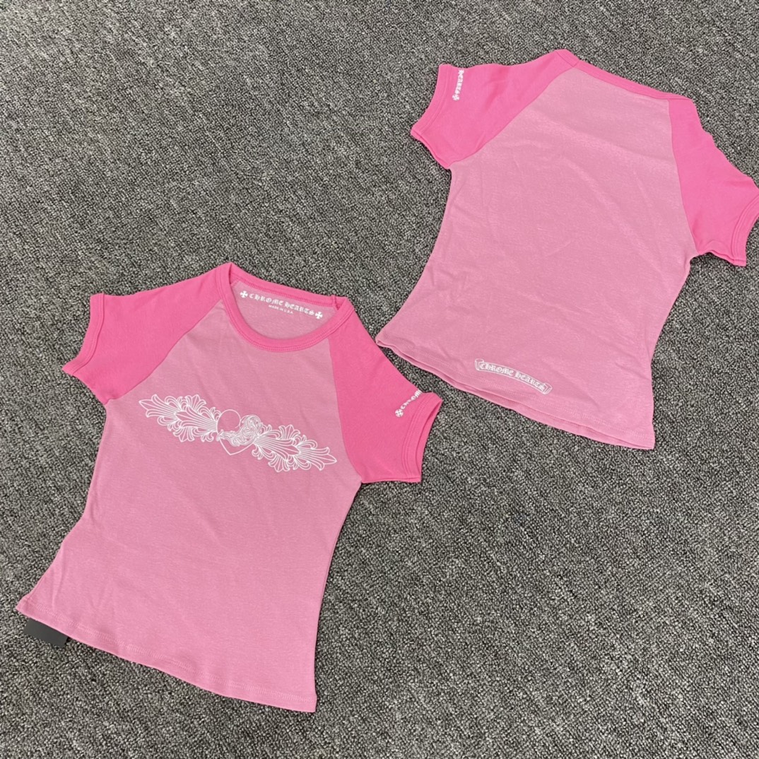 Short sleeve details