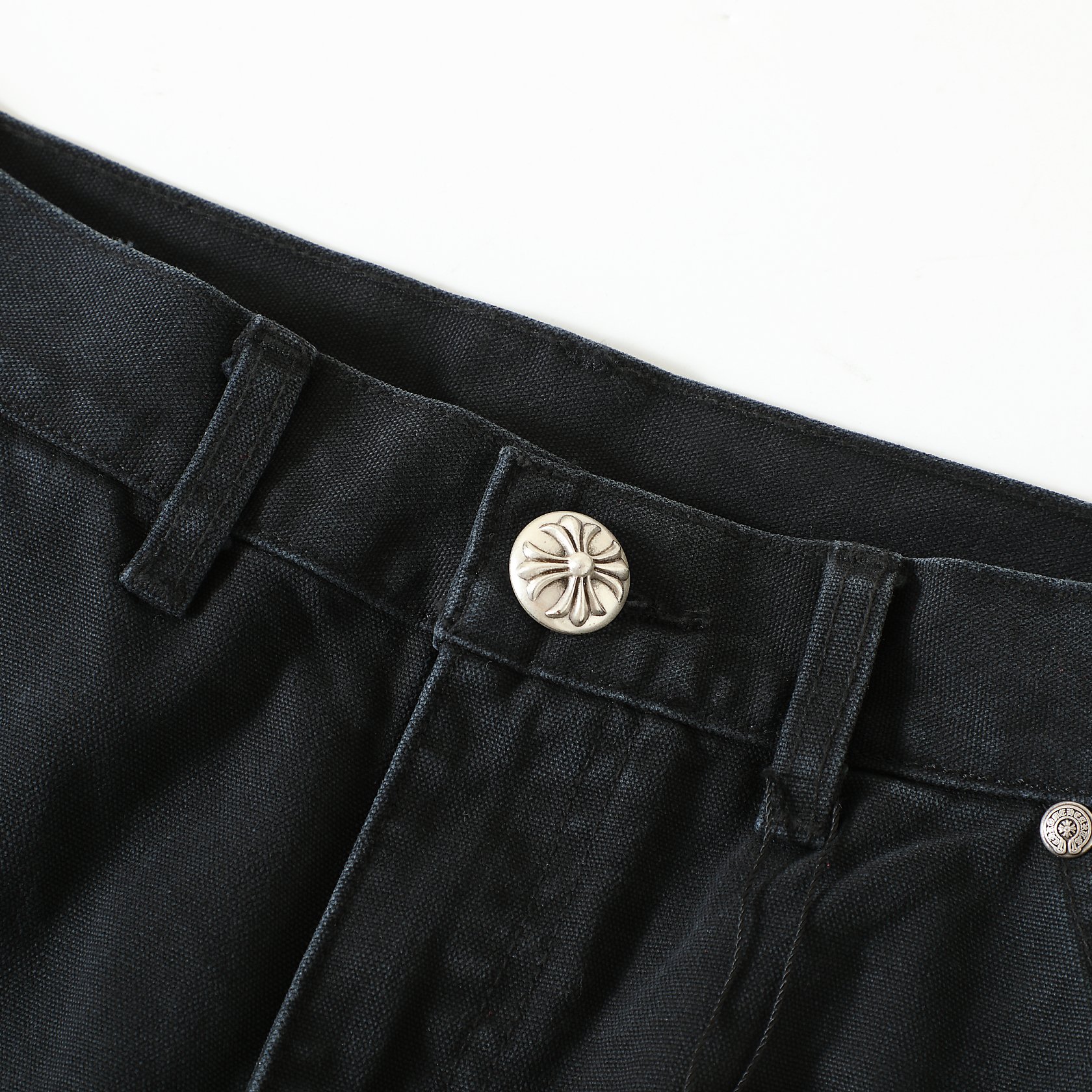 CH Genuine Leather Embroidered Chrome Hearts Jeans, made with custom-made 390g high-denim fabric, featuring custom-made silver-plated Chrome Hearts buttons. The crosses are hand-embroidered from top-grain sheepskin (27 genuine leather crosses in tota