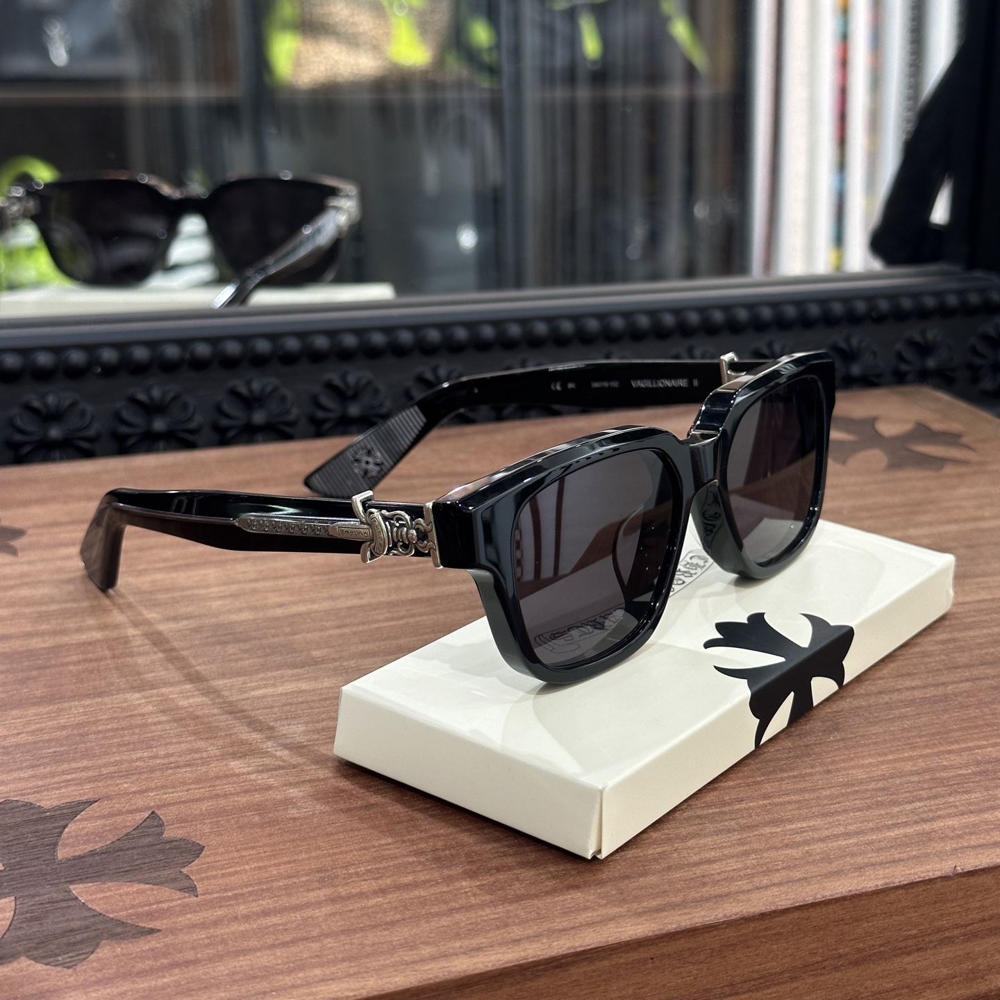 CH Sword Sunglasses - Black & SilverModel: VAGILLIONAIREMaterial: 925 Sterling SilverSize: 54-19-152Italy imported acetate, 925 sterling silver, sword logo. A must-have for summer, these sunglasses look incredibly stylish.