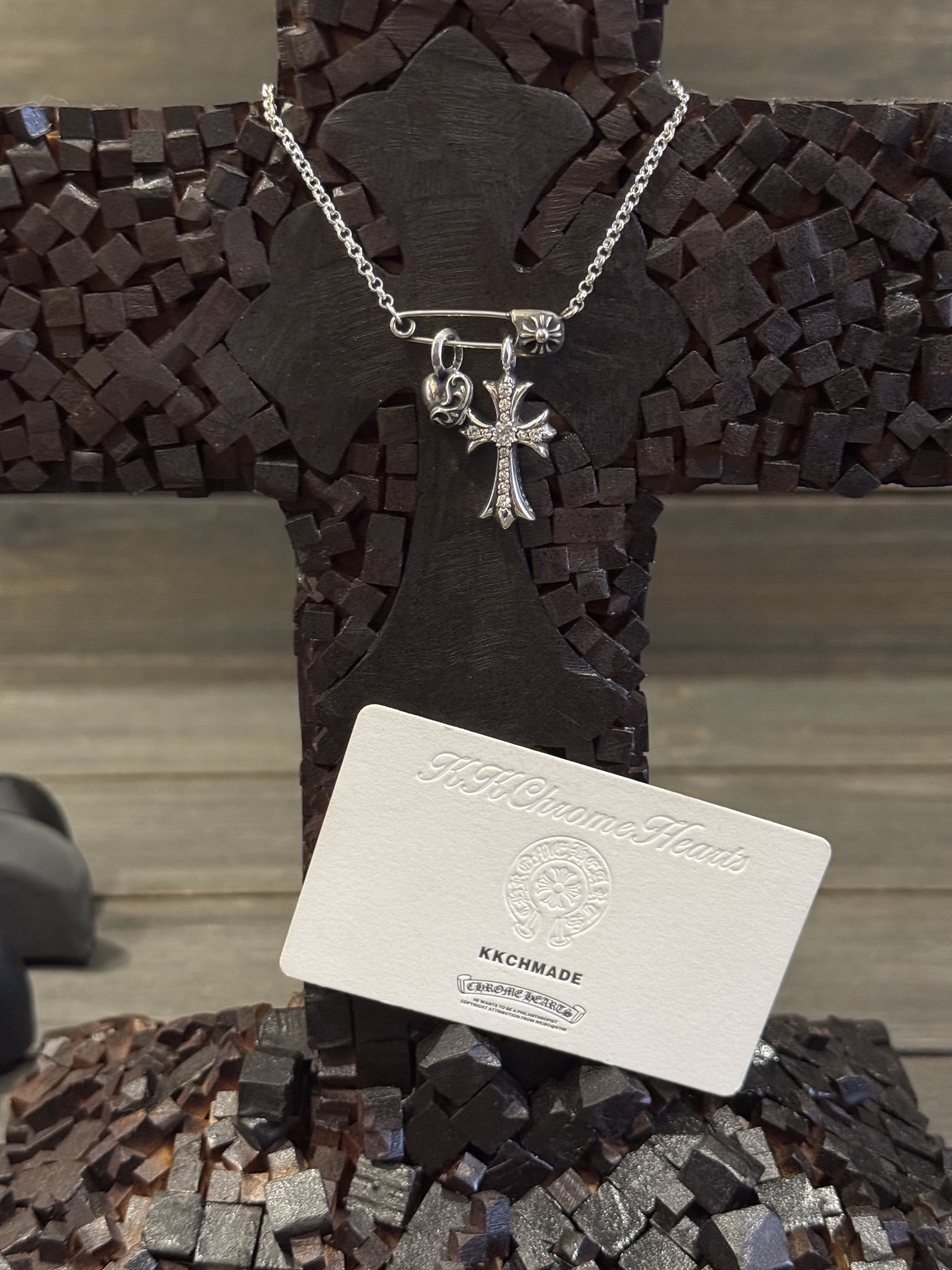 Customer order: brooch necklace + single-ring heart + Tiny cross