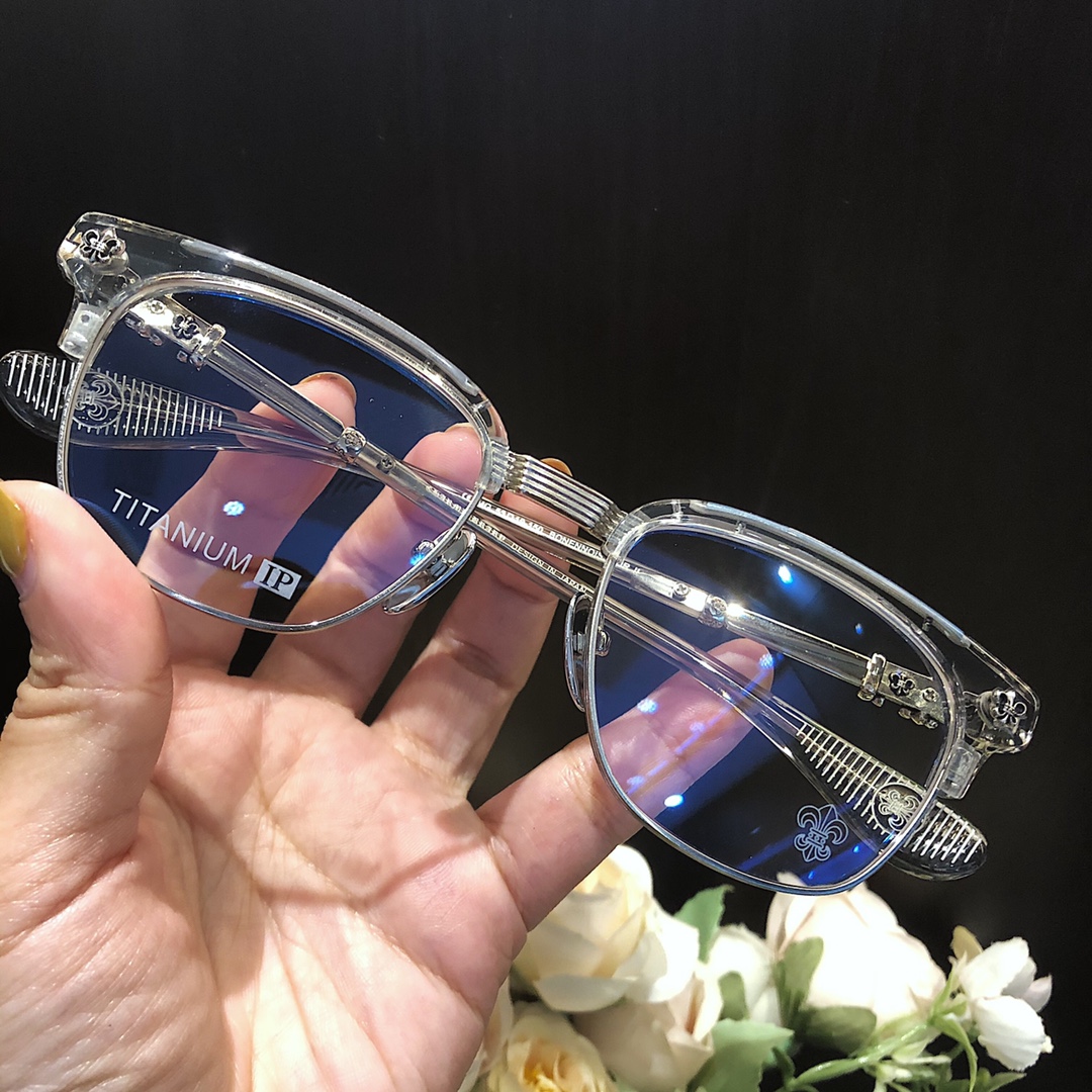 KKChromeHearts Clear Grey GlassesSame style as Guan XiaotongSize: Lens width 53mm, Total width 145mm, Temple width 145mm