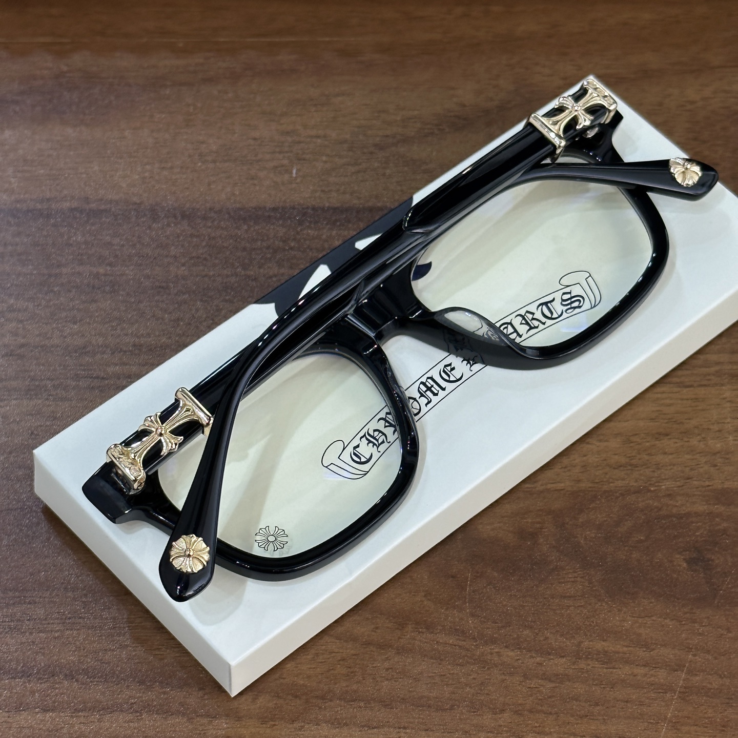 CH Eyeglasses Model: COX UCKERSize: 52 (19-153)