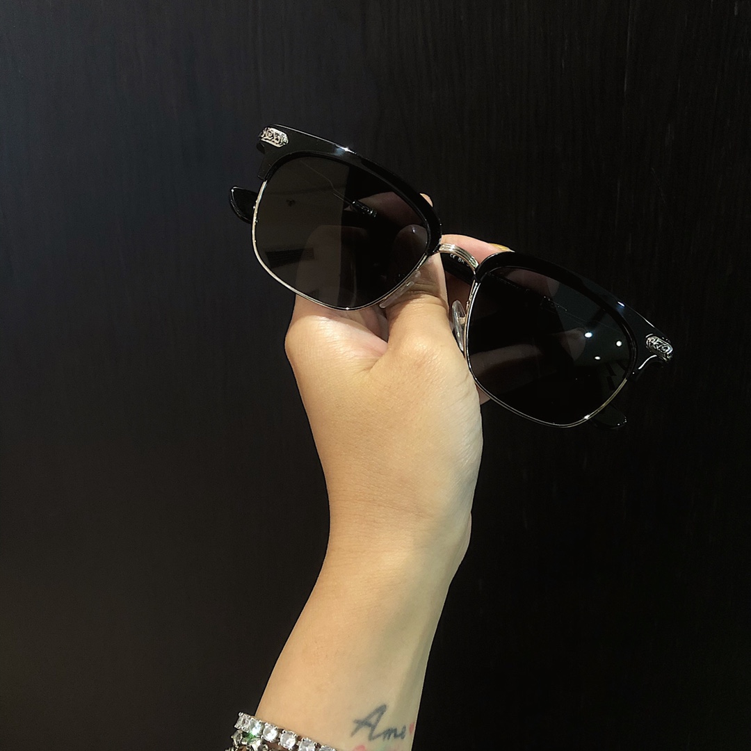 KKChromeHearts Half-Rim SunglassesJay Chou's Style Sunglasses - A Summer Essential for Outings and Everyday Use. Exquisite Craftsmanship.Size: Lens Width 53mm, Temple Width 145mm, Total Width 145mm