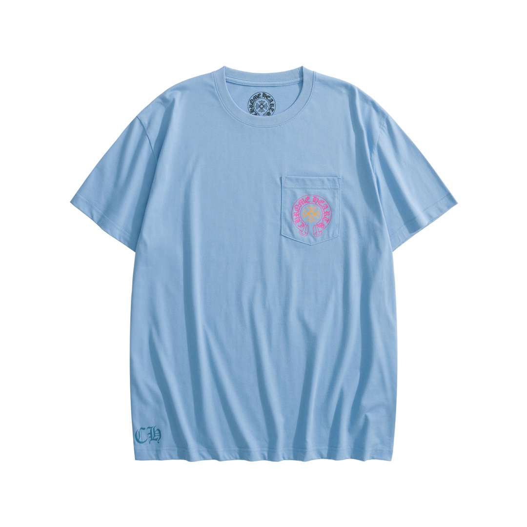 CH Miami Exclusive Horseshoe Print Short-Sleeve T-ShirtIdentical dark print, distressed washed dusty blue, exclusive wash process for a retro look. Made with 190g thickened fabric for a crisp and structured fit. Double stitching reinforces the neck