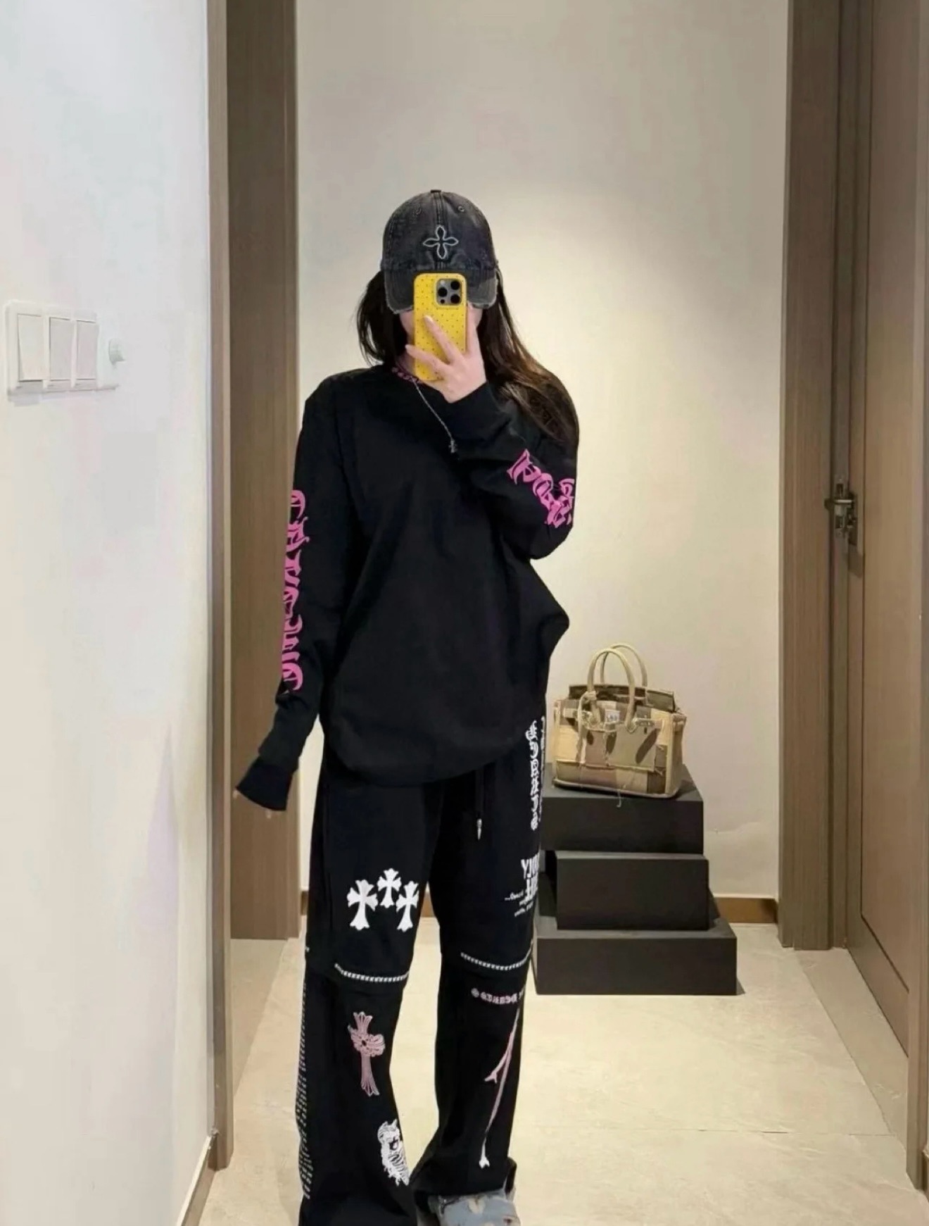 Chrome Hearts Black/Pink Floral Letter Long-Sleeve T-ShirtSizes: S M L XL XXL