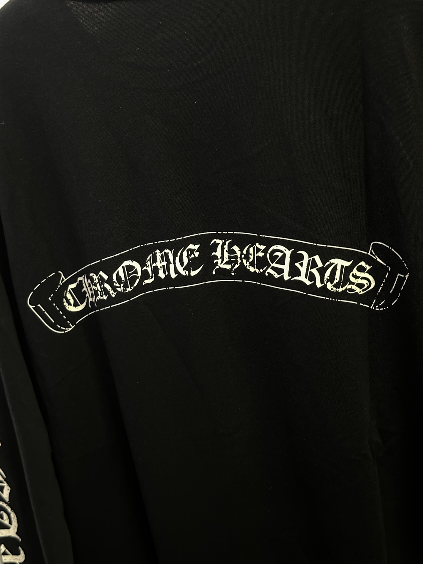 Chrome Hearts Vintage Quick-Drying Long-Sleeve ShirtSuper soft and comfortable fabricThis is an Old Chrome Hearts Crush Logo T-Shirt (it's not faded, it's part of the original design). Sizes S-XL