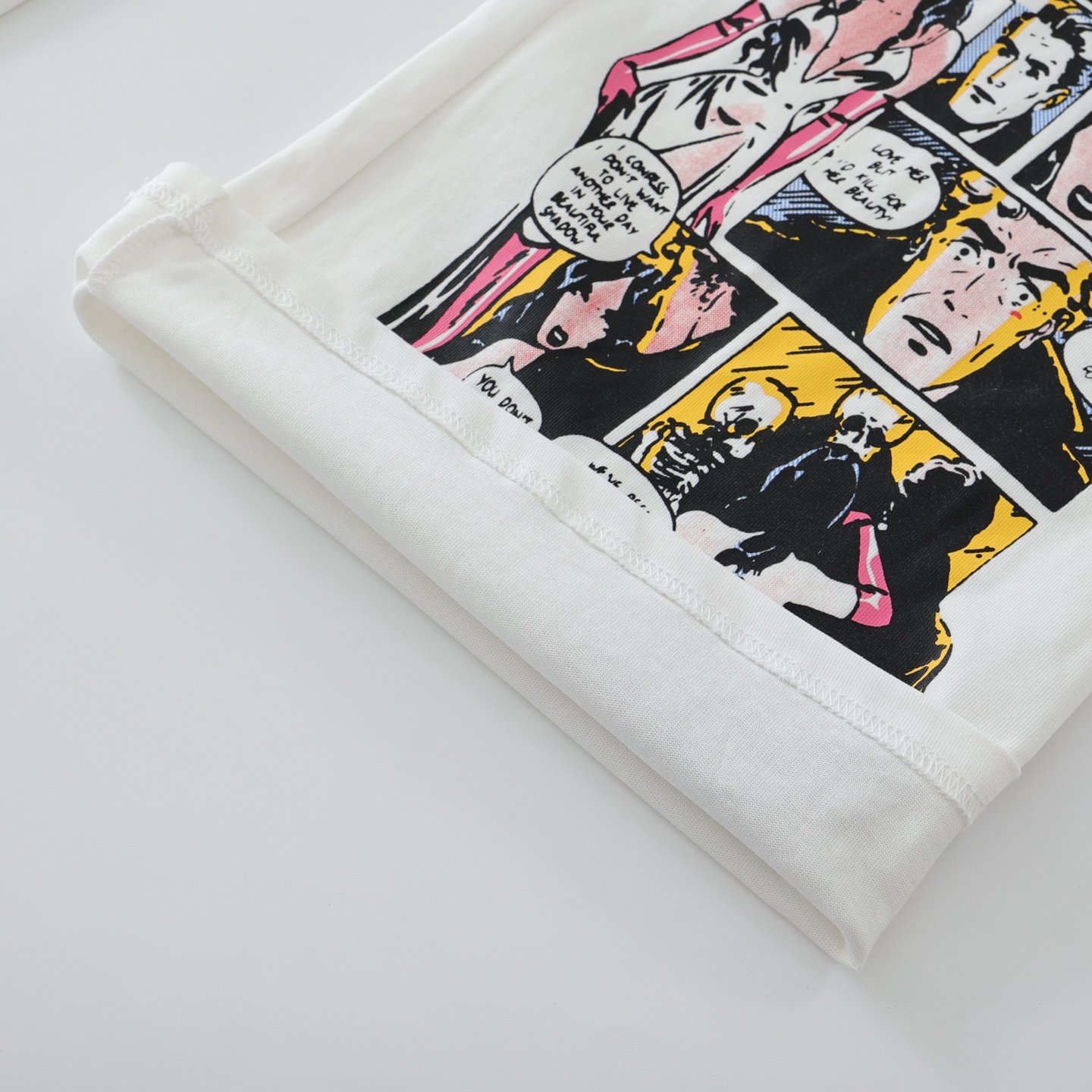 CH DeadlyDoll comic book trousers, white. All sizes available. Originally purchased from Hangzhou Guozhuan for 12,800 RMB. Made of 350g knitted cotton. Printed with imported plastisol technology. Custom metal drawstring closure. Loose fit. Unisex. Ex