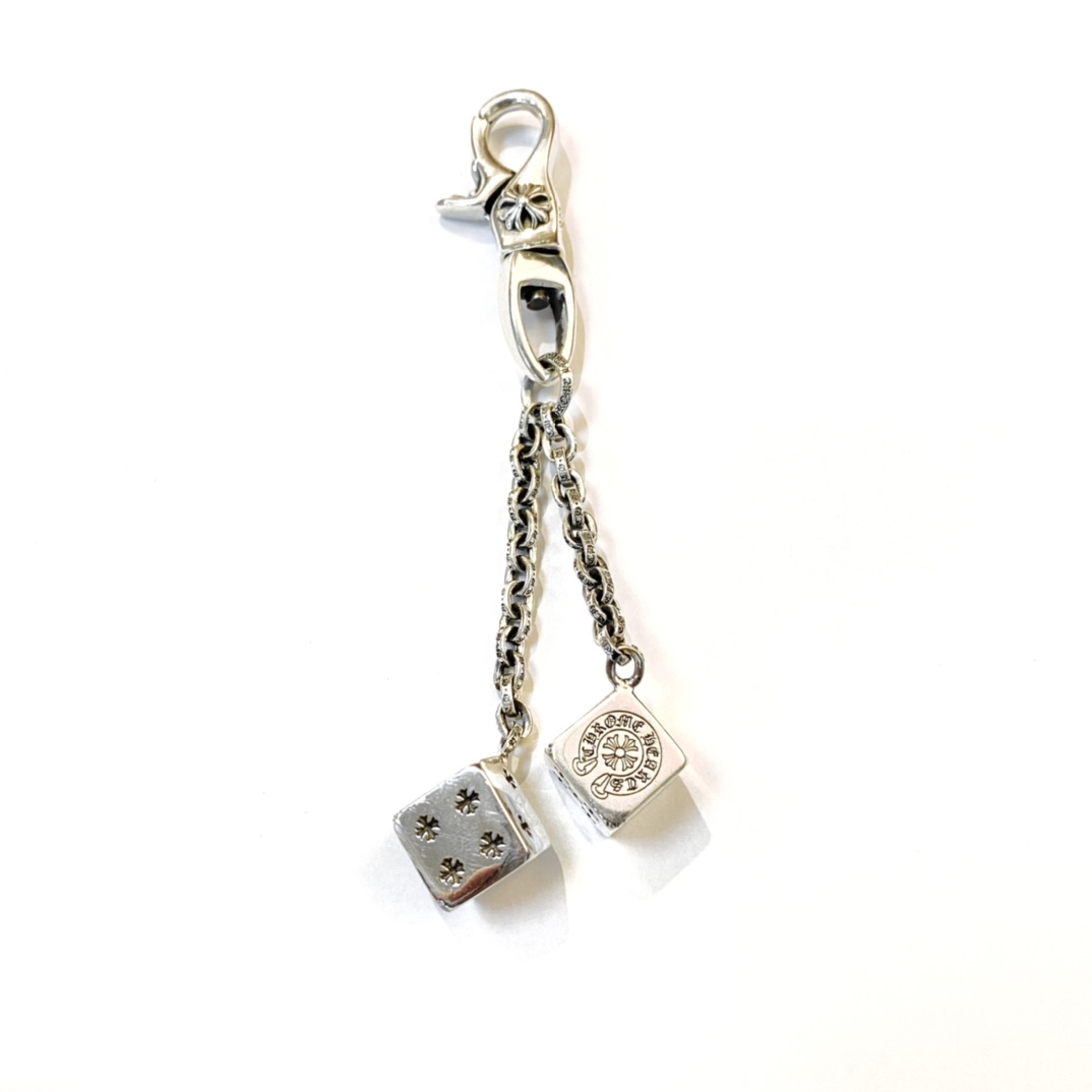 【Chrome Hearts New Dice Keychain】Colorful details.Weight 70+ grams. Perfect for pairing with jeans.Even as a bag charm. Excellent attention to detail.