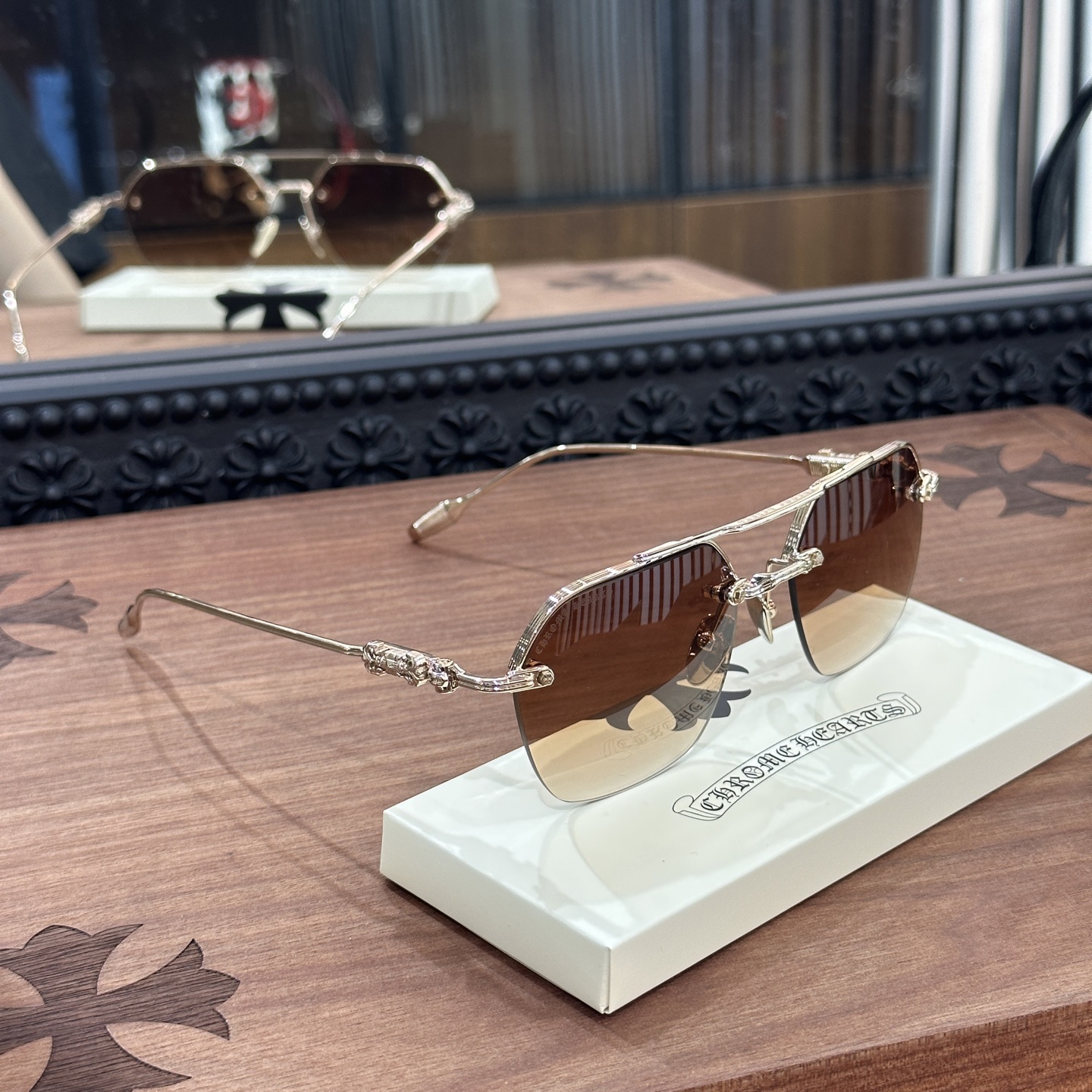 CH Sunglasses Model: STINGER Color: Golden Brown Size: 58-18-147