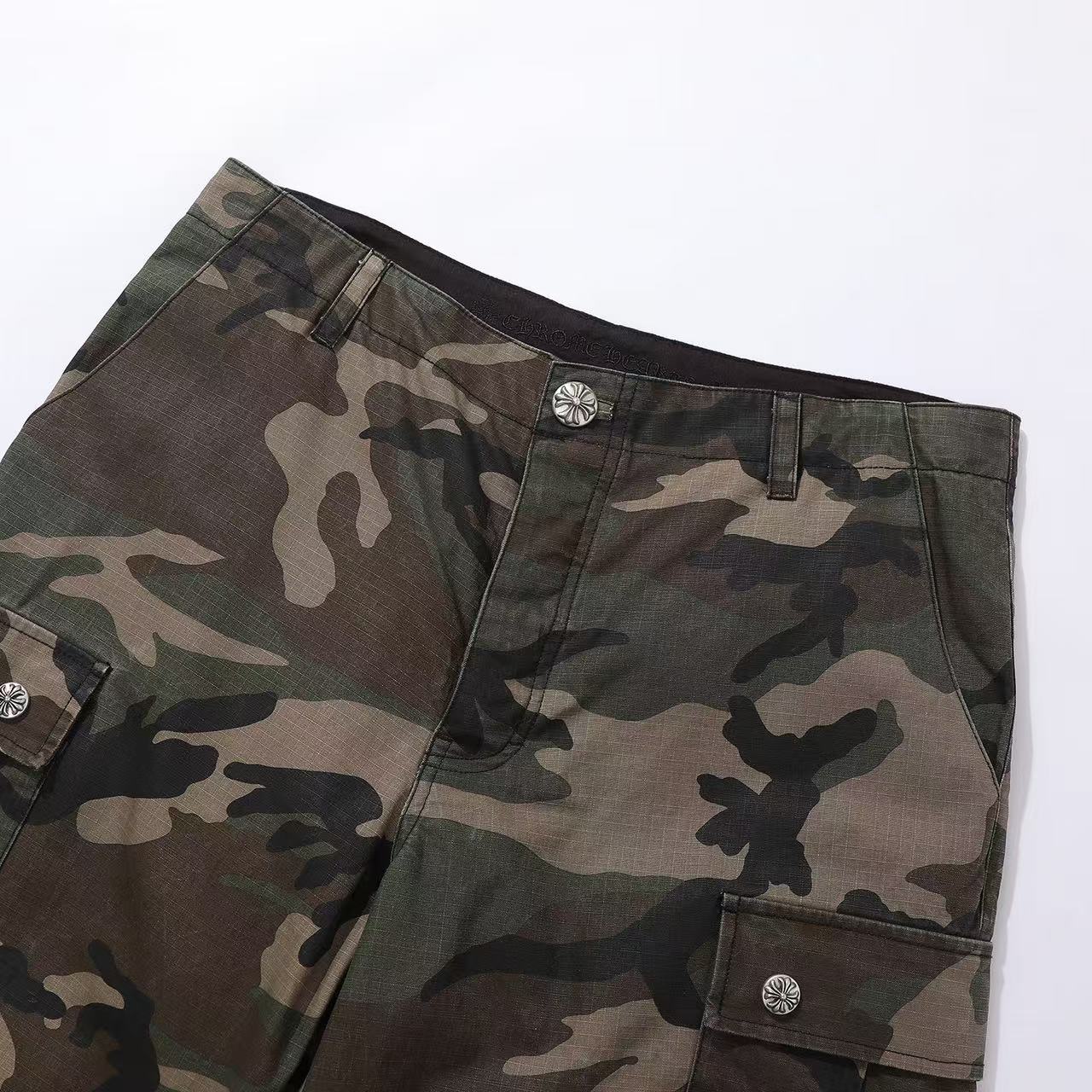 CH Chrome Hearts Cargo Camouflage PantsFurniture: Custom-woven and dyed 100% cotton checkered fabric. Checkered size matches YB (original label). ⚠️Not a common market product. YB 1:1 custom-made silver buckle. ⚠️Not a common market product. Custom