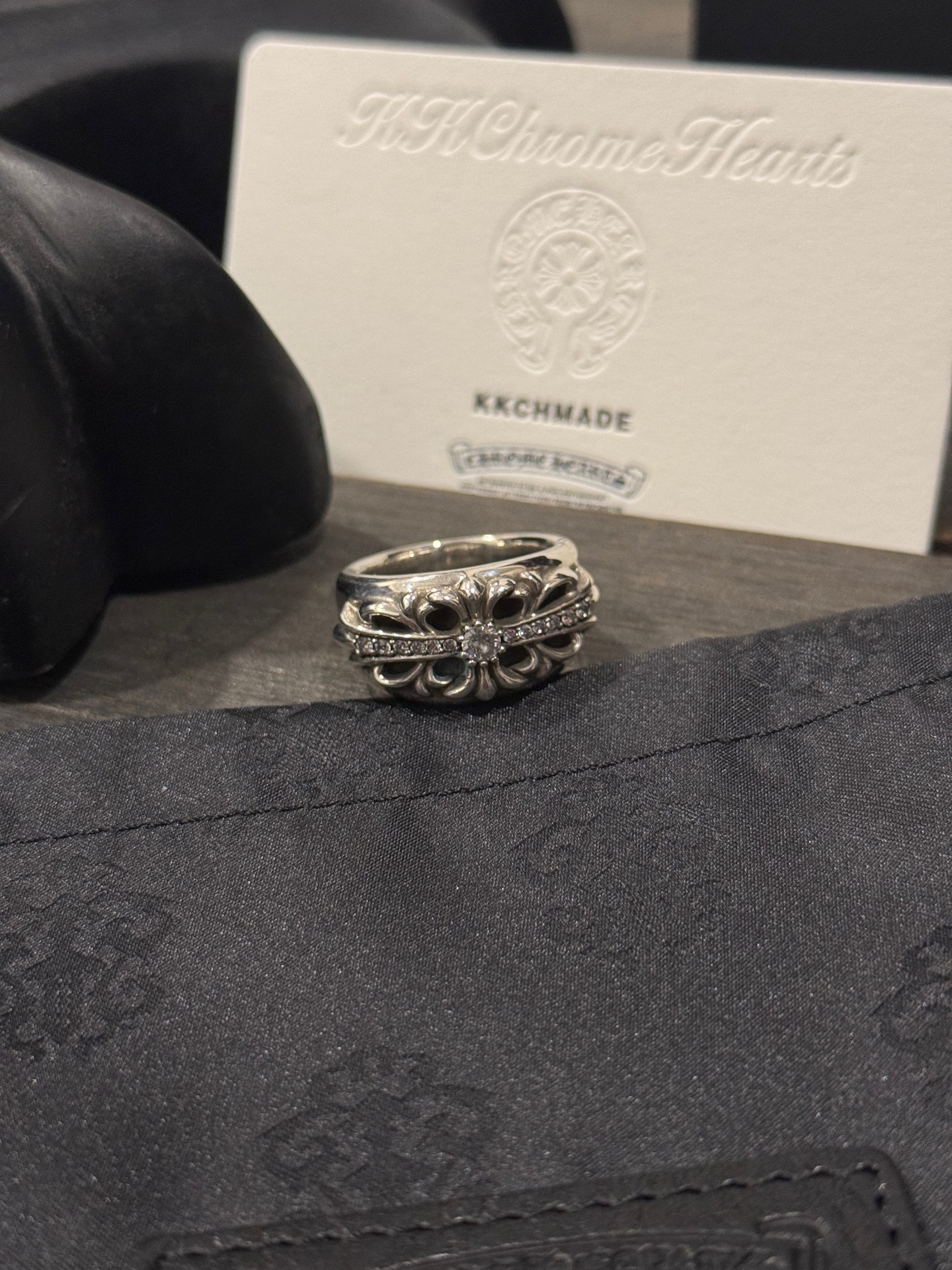 Ordered medium-sized Keeper ring fully encrusted with diamonds