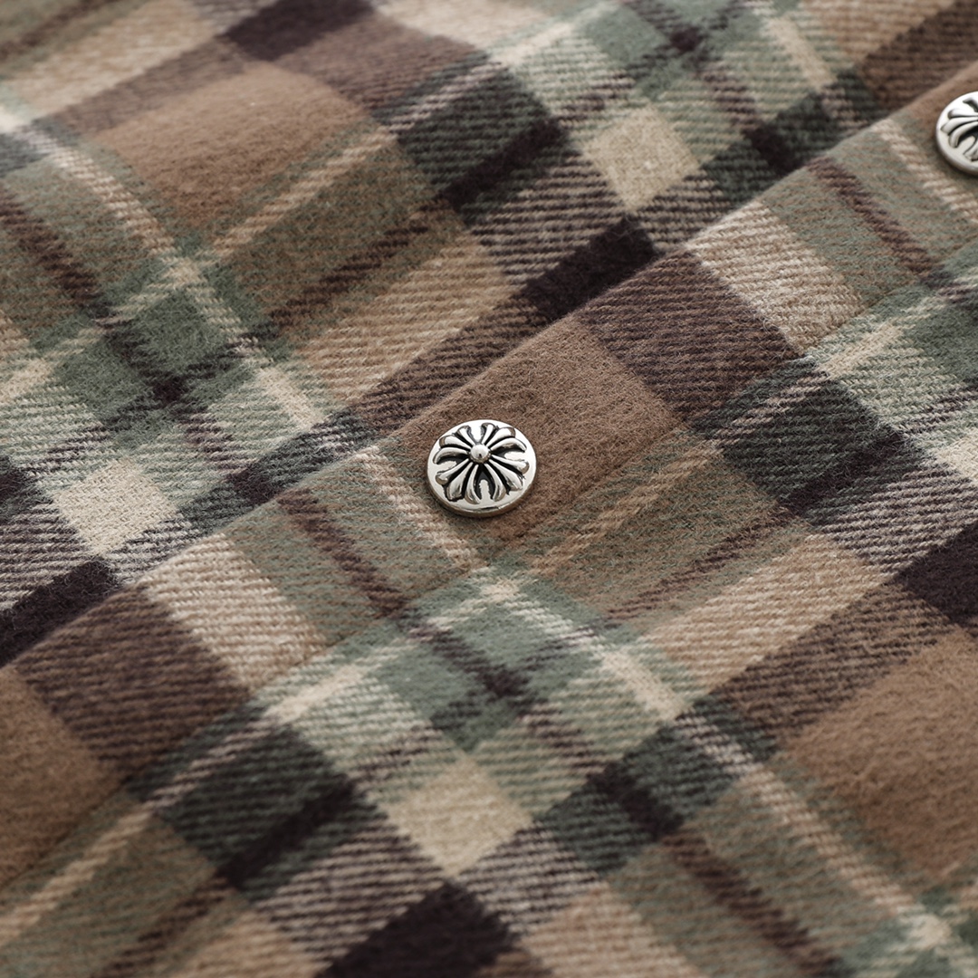 CH New Flannel Plaid Shirt. Made with 11-count double-ply 240g (260g after washing) cotton blend flannel. Features include brushed front, laser infrared positioning, hand-cutting, and all-around alignment. Custom 12mm and 18mm snap buttons, custom 92