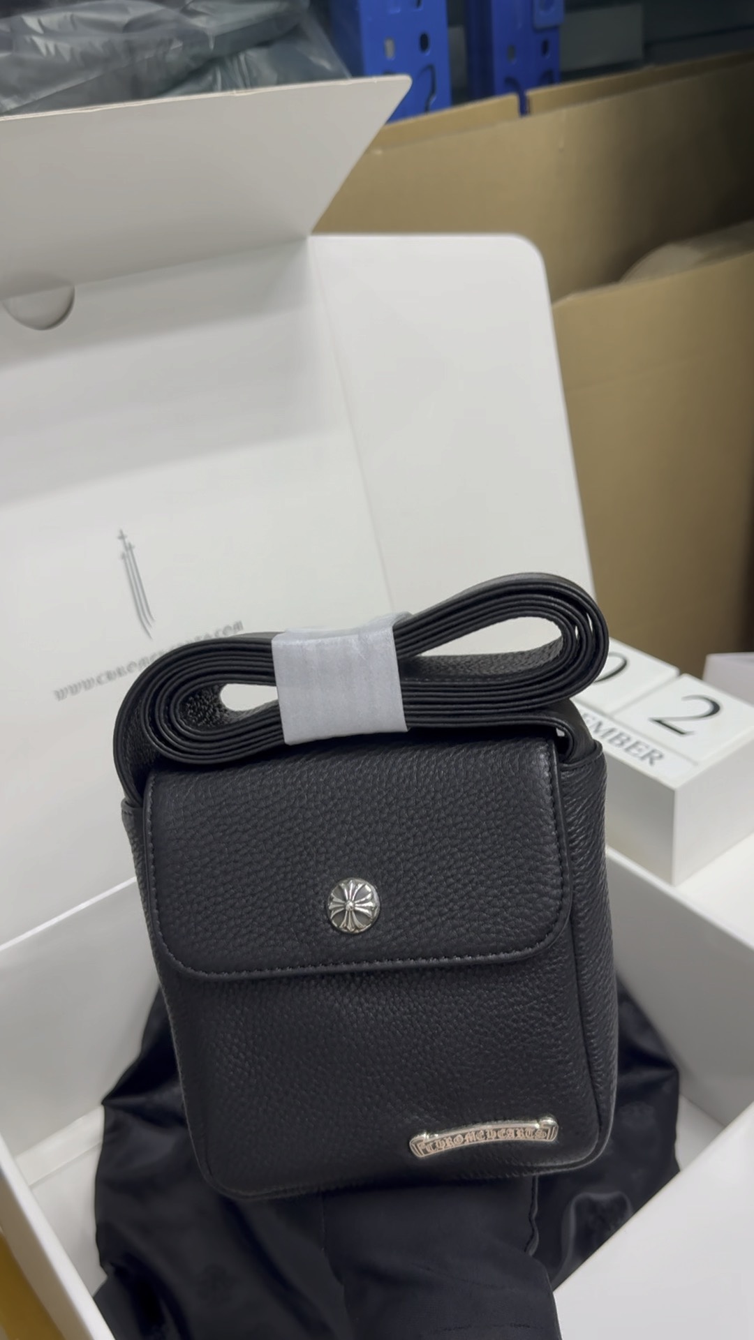 Customer order 📸 Silver buckle hot pot bag