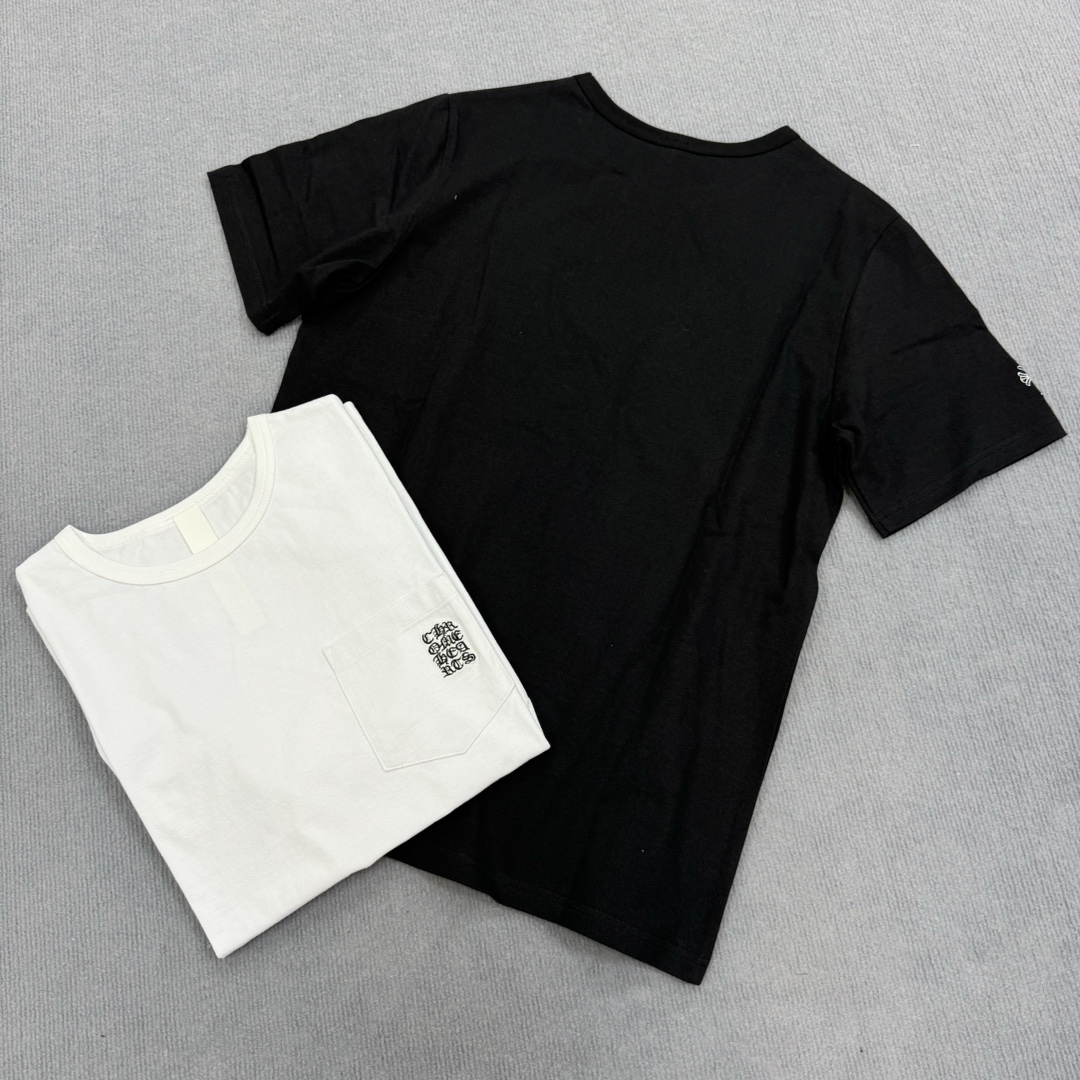 Chrome Hearts Sanskrit Embroidered Minimalist Short-Sleeve T-Shirt. Made from 210g pure cotton fabric, identical to the original design, soft and delicate. The embroidery has been adjusted three times to achieve the same size and fullness as the orig