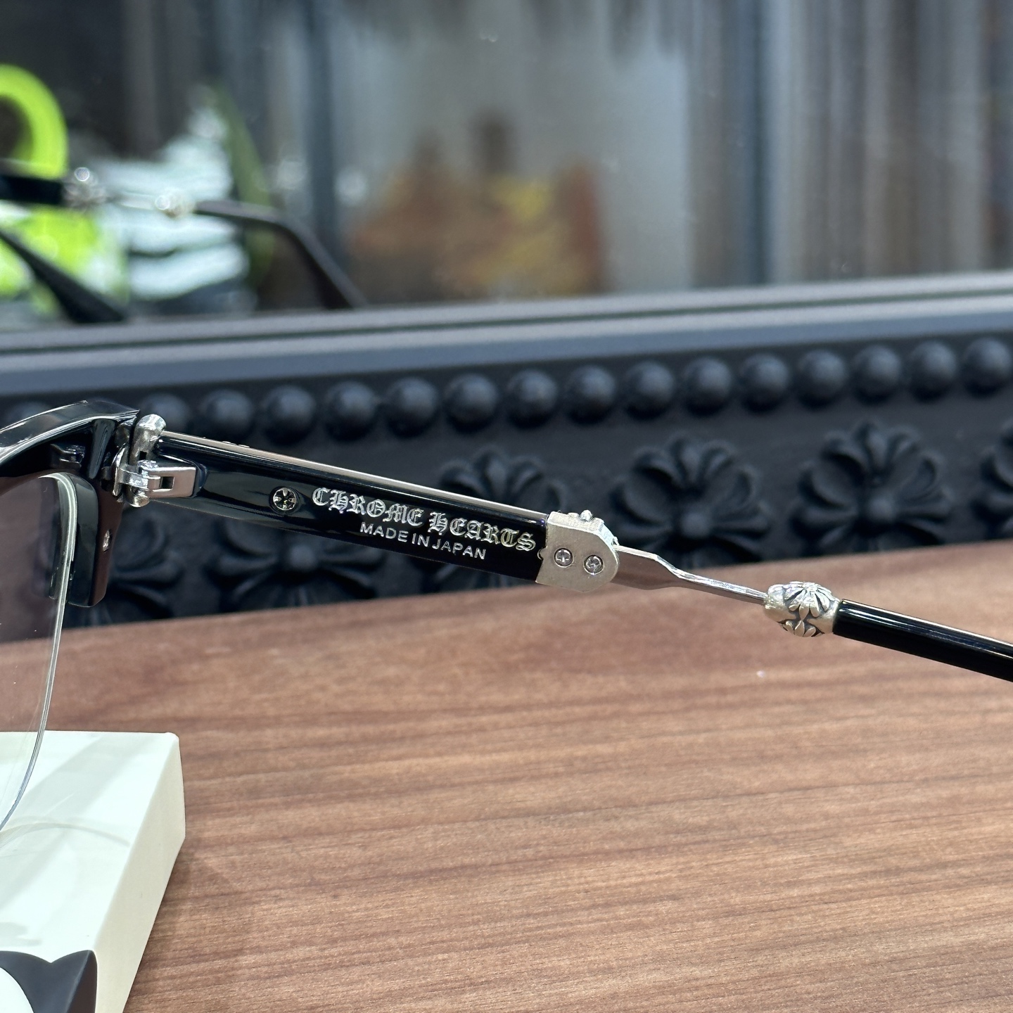 CH Eyeglasses Model: EVAGILISTSize: 53-19-143