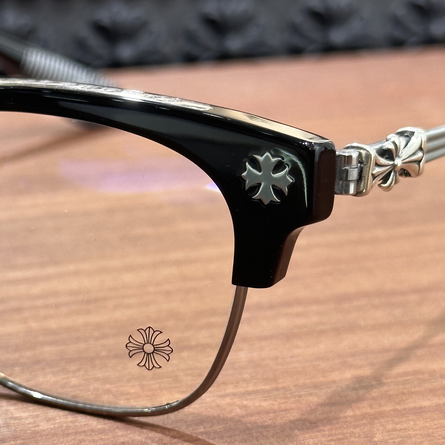 CH Eyeglasses Model: BONENNOISSEUR II Size: 53-19-150