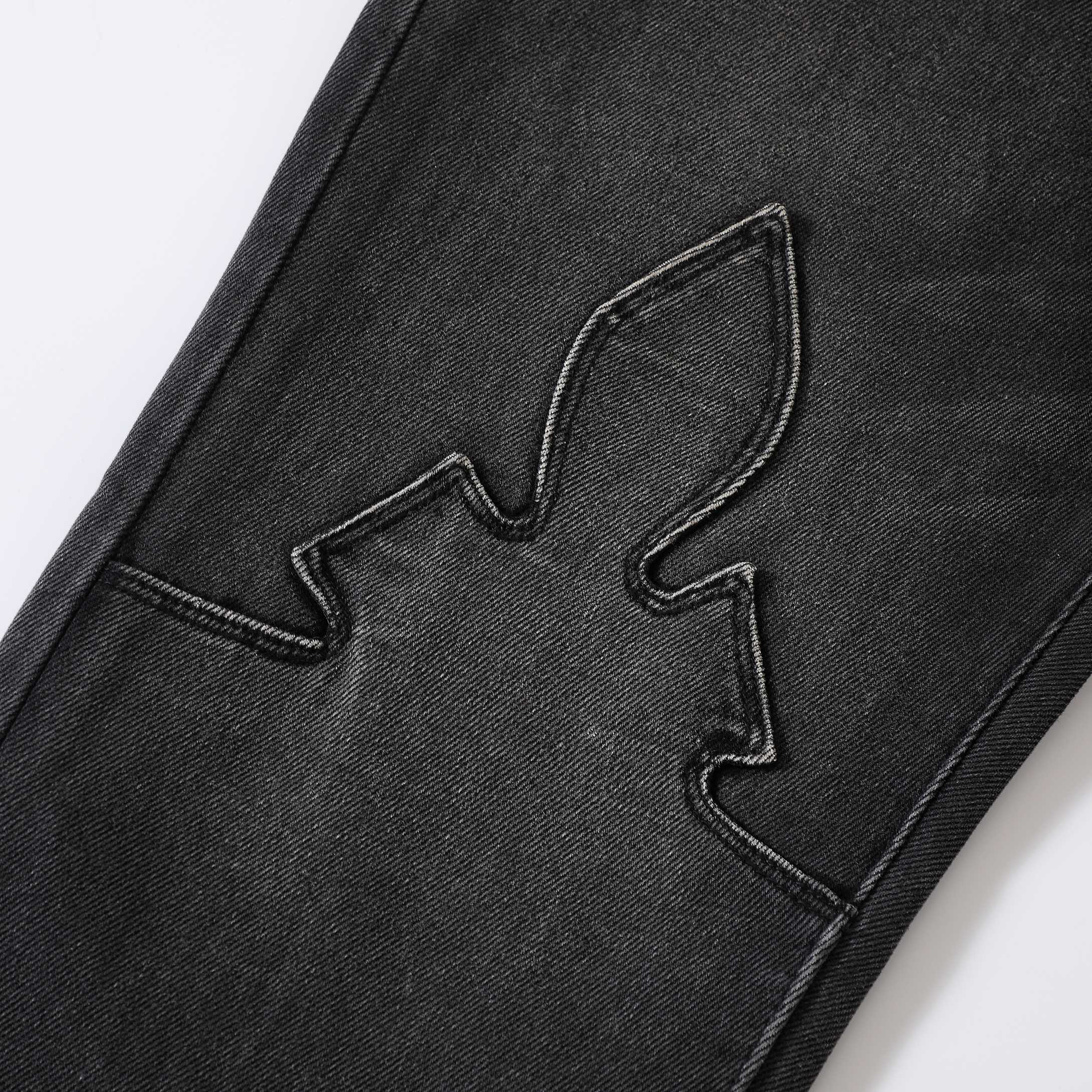 CH Limited Edition Gray Knee-Washed Jeans with Flame Design. Features a distressed, heavily washed knee design. This style is not form-fitting and can be worn as a base layer. Natural wash, comfortable and versatile. Sizes 27, 28, 30, 32, 34, 36.