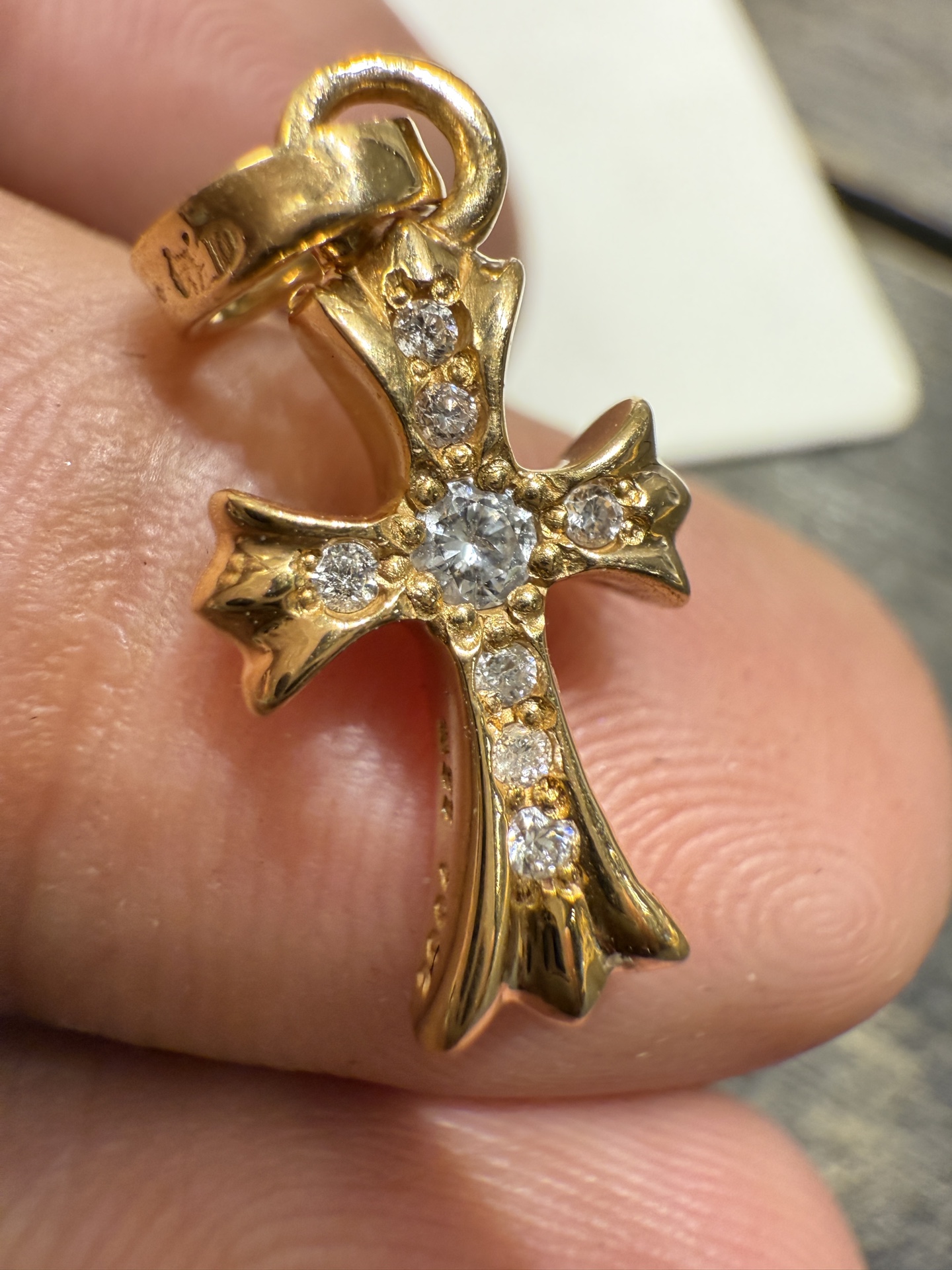 Custom-made 22k gold and diamond Babyfat bag – a must-have for every customer, a great entry-level item!